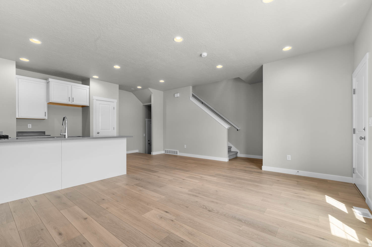 MAHOGANY RIDGE TOWNS 204 - Residential