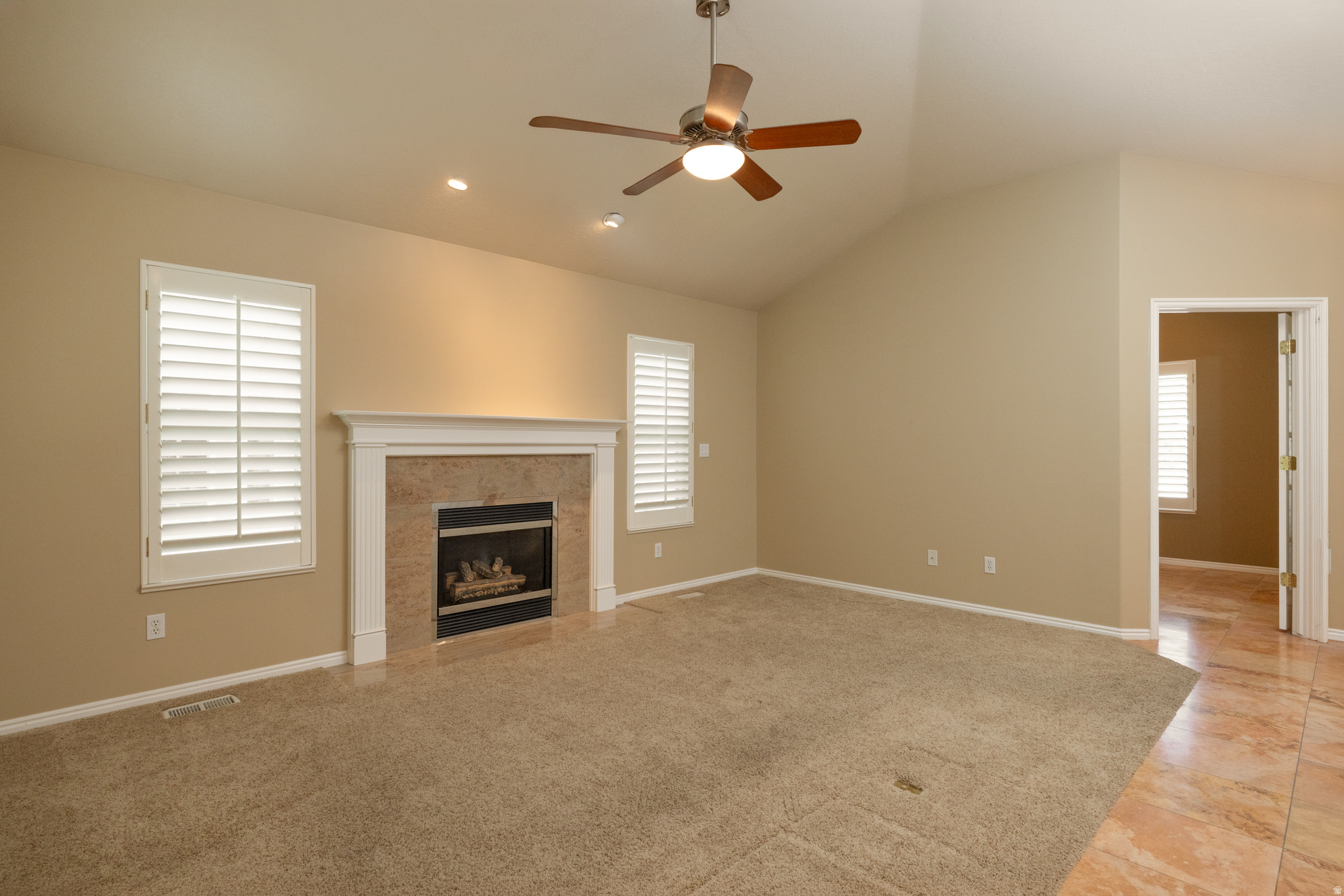 COUNTRY SPRINGS CONDOMINIUMS PHASE 10 - Residential