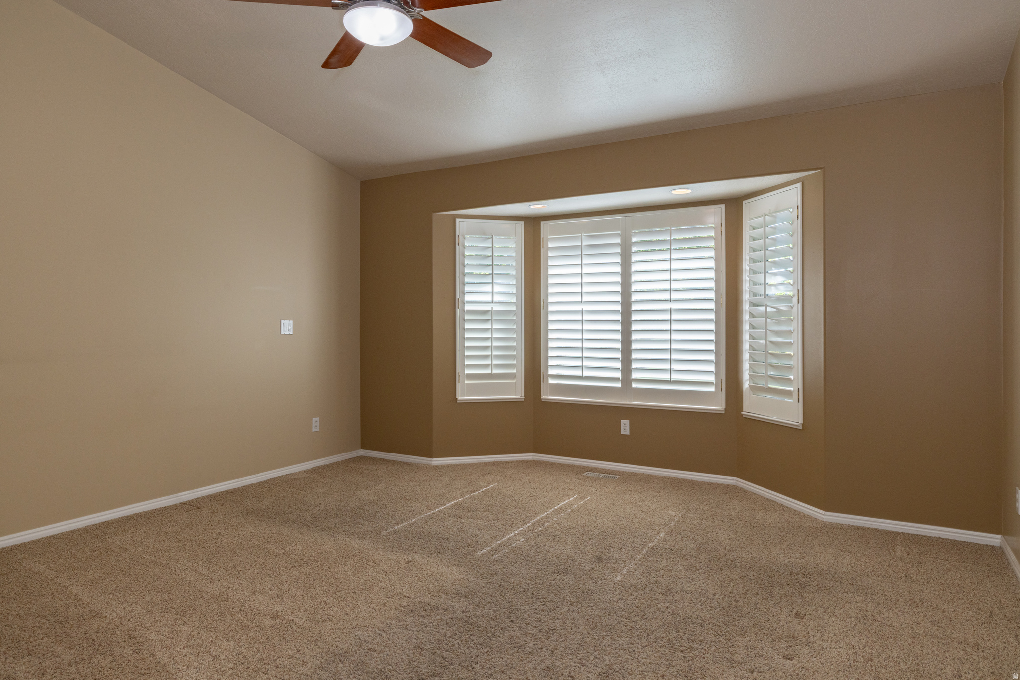COUNTRY SPRINGS CONDOMINIUMS PHASE 10 - Residential