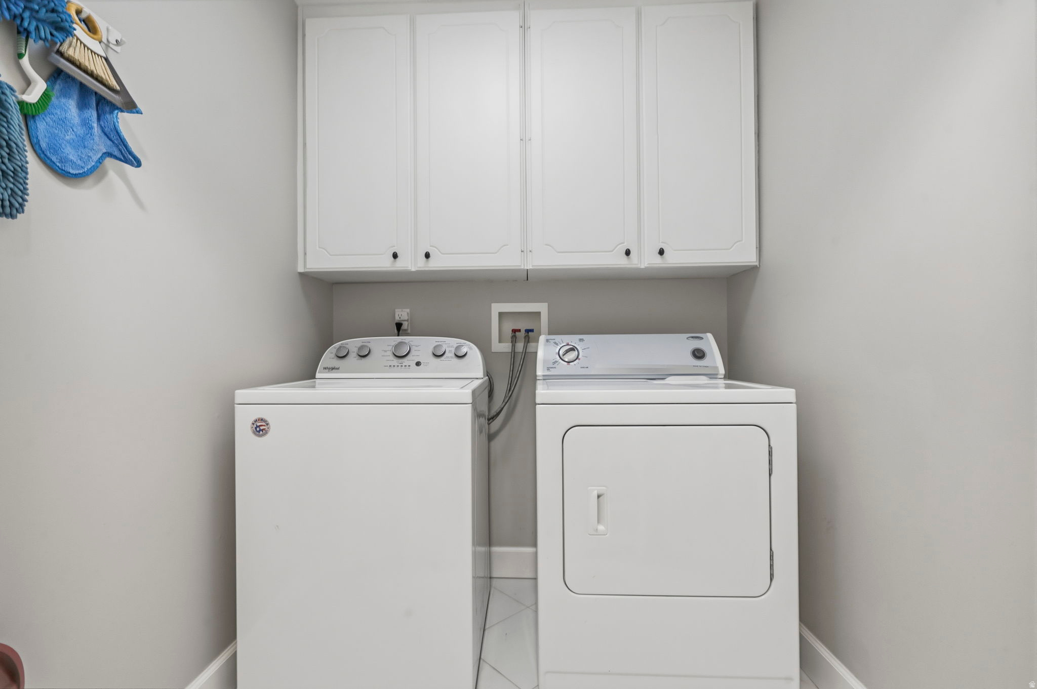 TIDEWATER VILLAGE CONDOMINIUMS - Residential