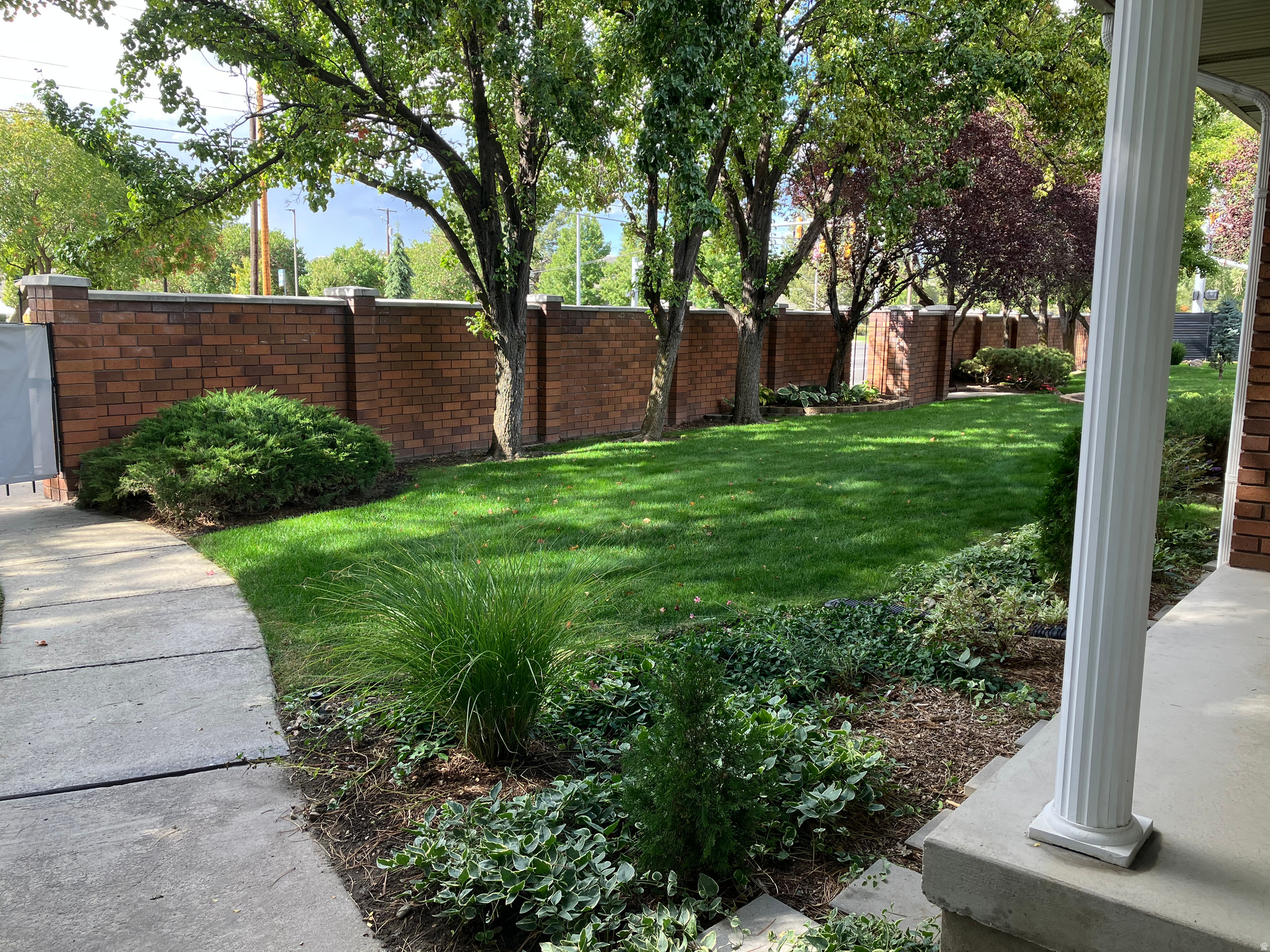 TIDEWATER VILLAGE CONDOMINIUMS - Residential