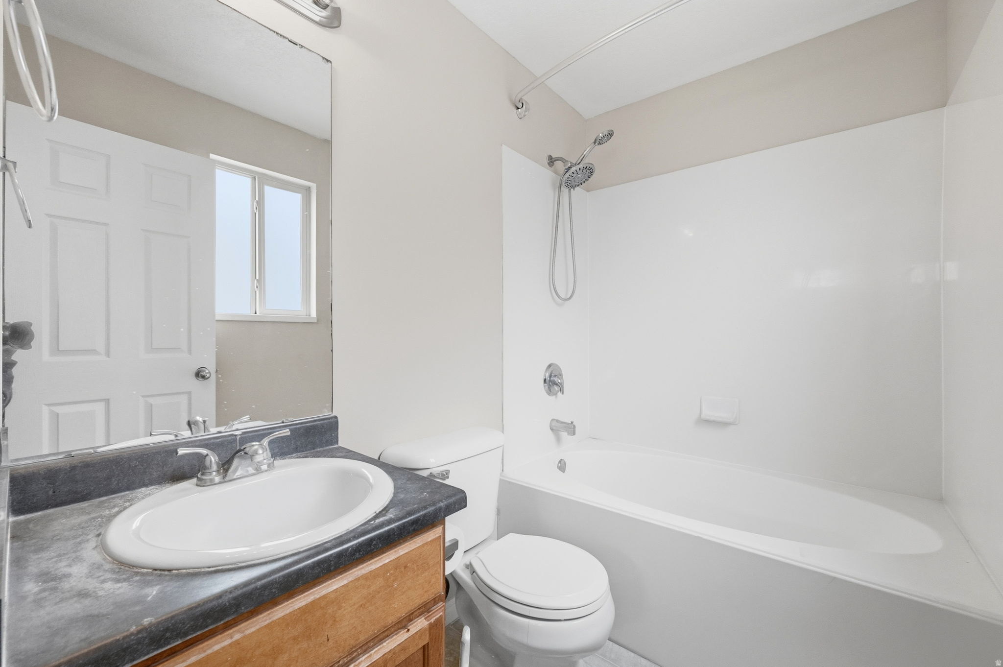ENSIGN MEADOWS - Residential Lease