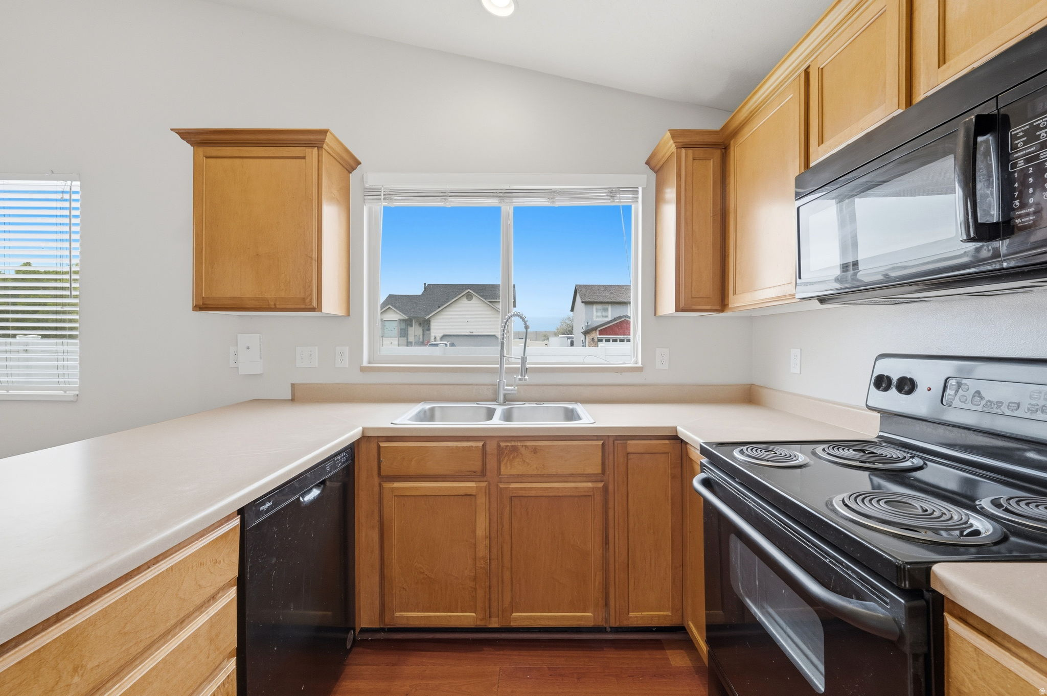 ENSIGN MEADOWS - Residential Lease