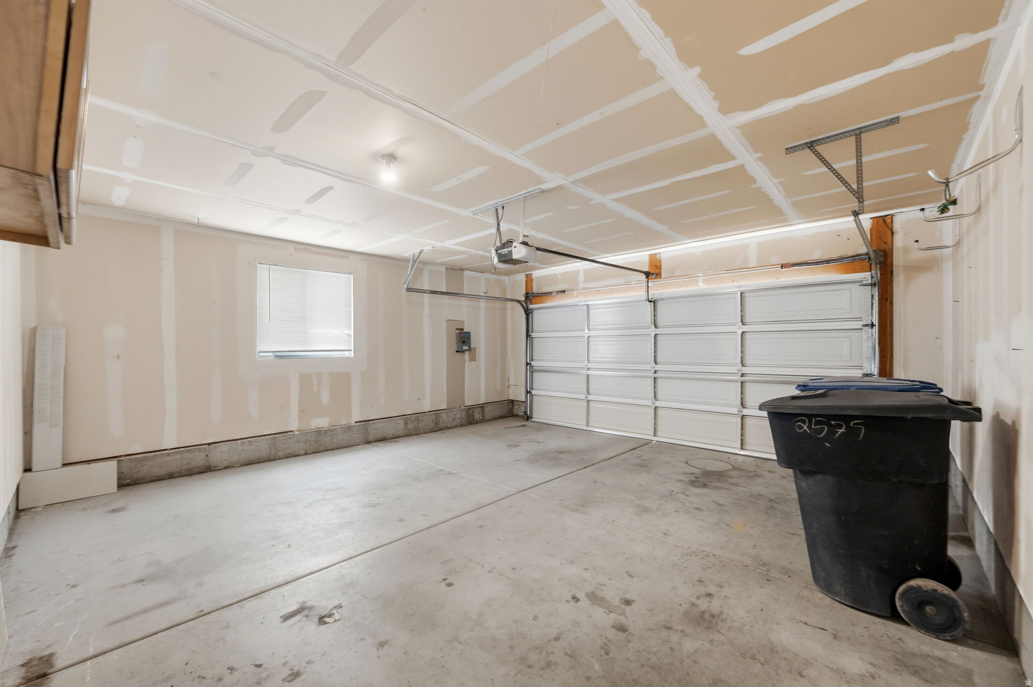 ENSIGN MEADOWS - Residential Lease
