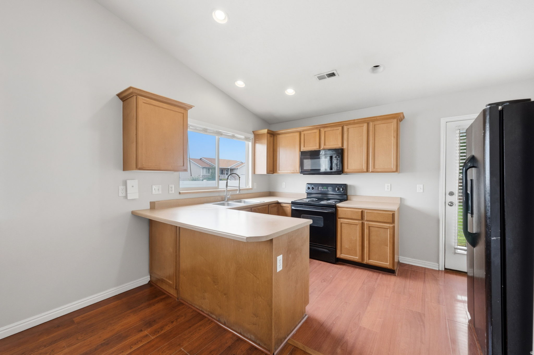 ENSIGN MEADOWS - Residential Lease