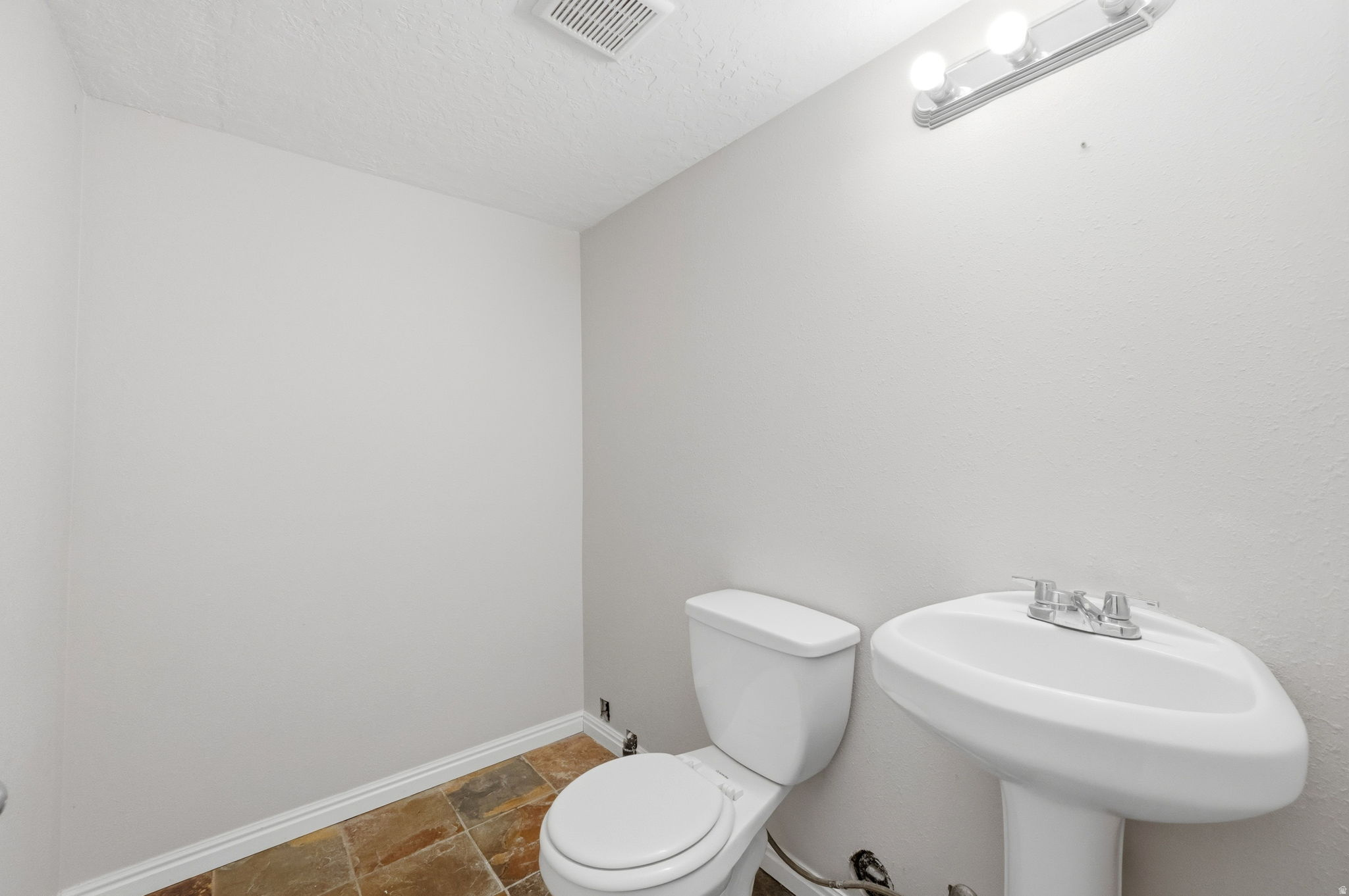 ENSIGN MEADOWS - Residential Lease