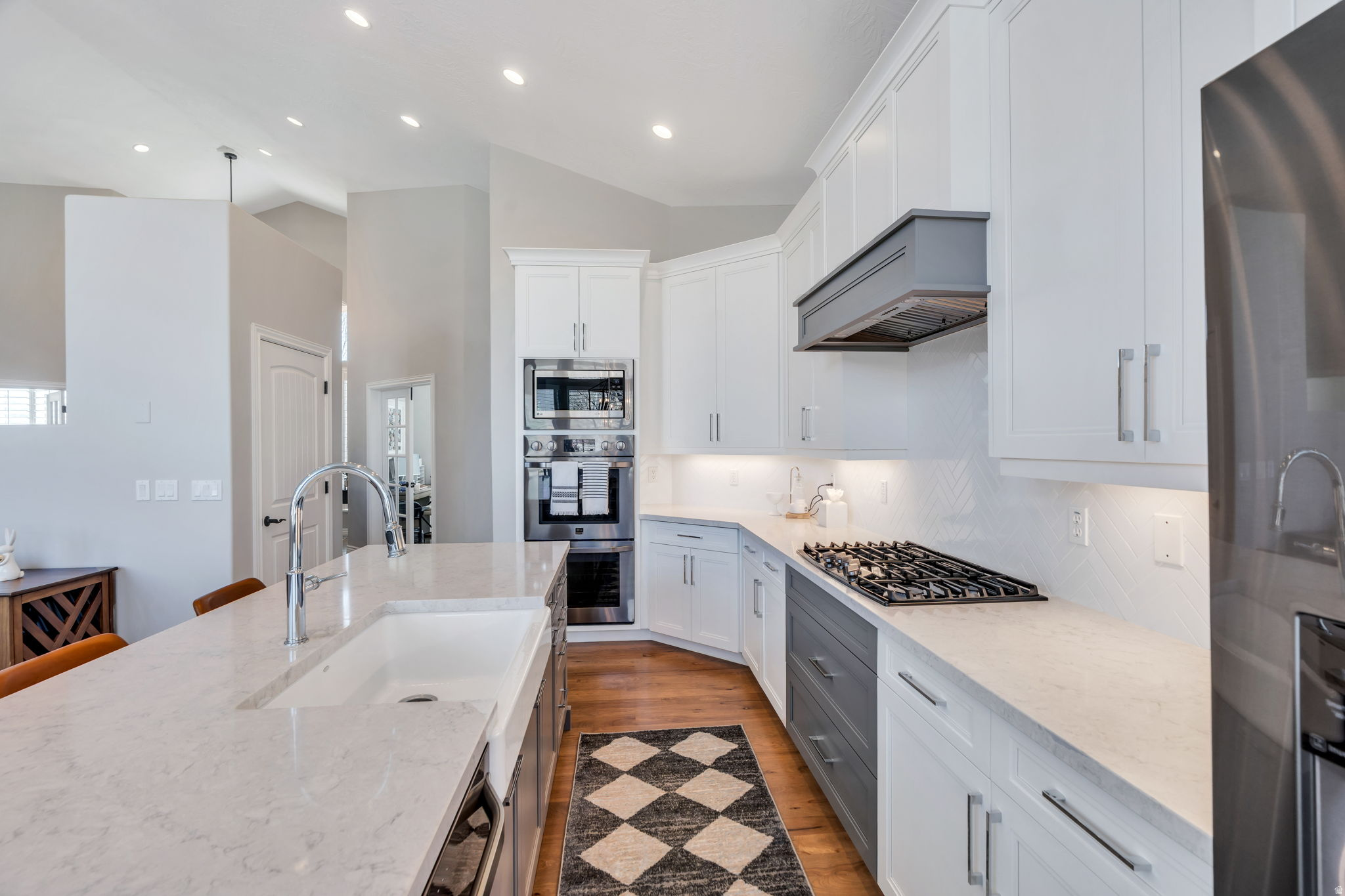 BEACON HILL - Residential