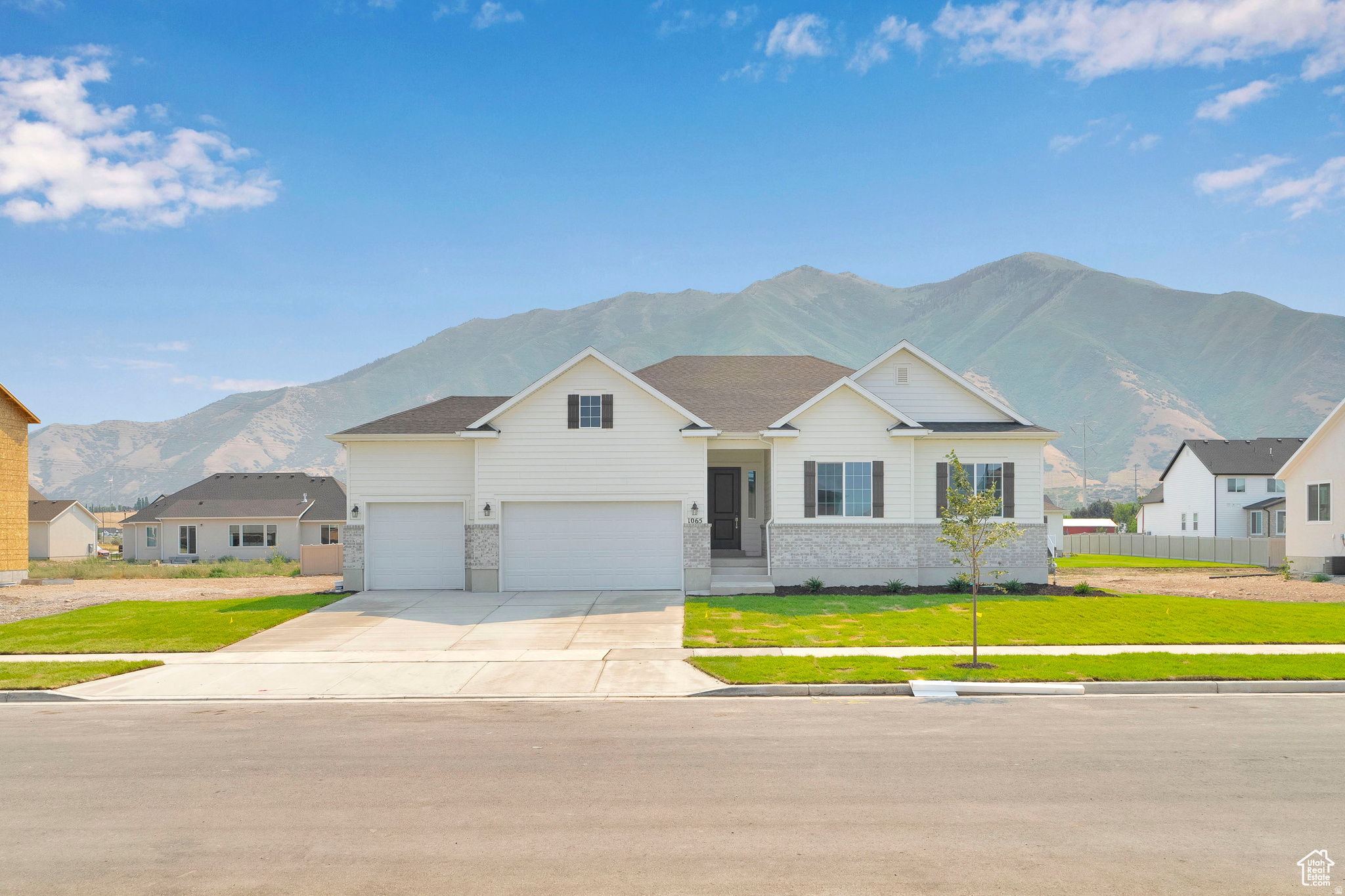 ***CONTRACT TODAY AND QUALIFY FOR UP TO 4% OF THE BASE PRICE IN INCENTIVES. Restrictions Apply: Contact Us for More Information*** Welcome to Canyon View Meadows, where spacious lots meet thoughtfully designed homes. Come Personalize this ranch-style Daniel II plan! This home greets guests with a charming, covered entry. Inside, you'll find a private study, a spacious great room with an optional fireplace and an optional gourmet kitchen that includes built in gas range and double oven, complete with walk-in pantry, center island and nook. An elegant primary suite featuring an immense walk-in closet and attached bath is separated from two additional bedrooms for privacy. The actual home may differ in color, material, and/or options. Pictures are of a finished home of the same floor plan, and the available home may contain different options, upgrades, and exterior color and/or elevation style. Square footage figures are provided as a courtesy estimate only and were obtained from building plans.
