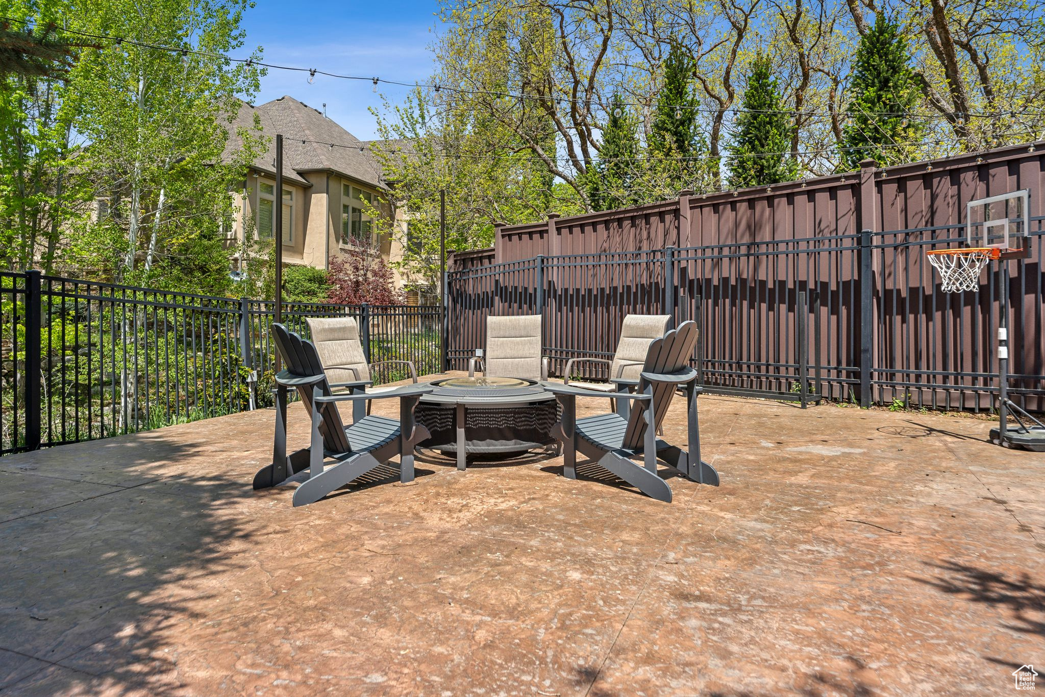 PEPPERWOOD - Residential