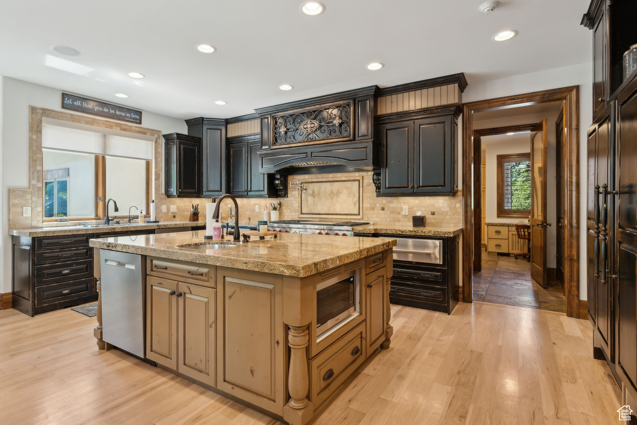 PEPPERWOOD - Residential