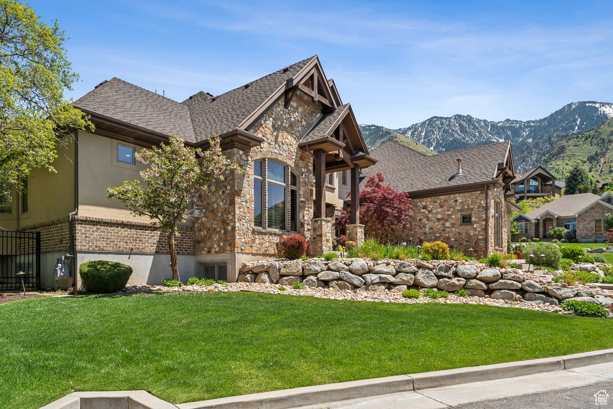 PEPPERWOOD - Residential