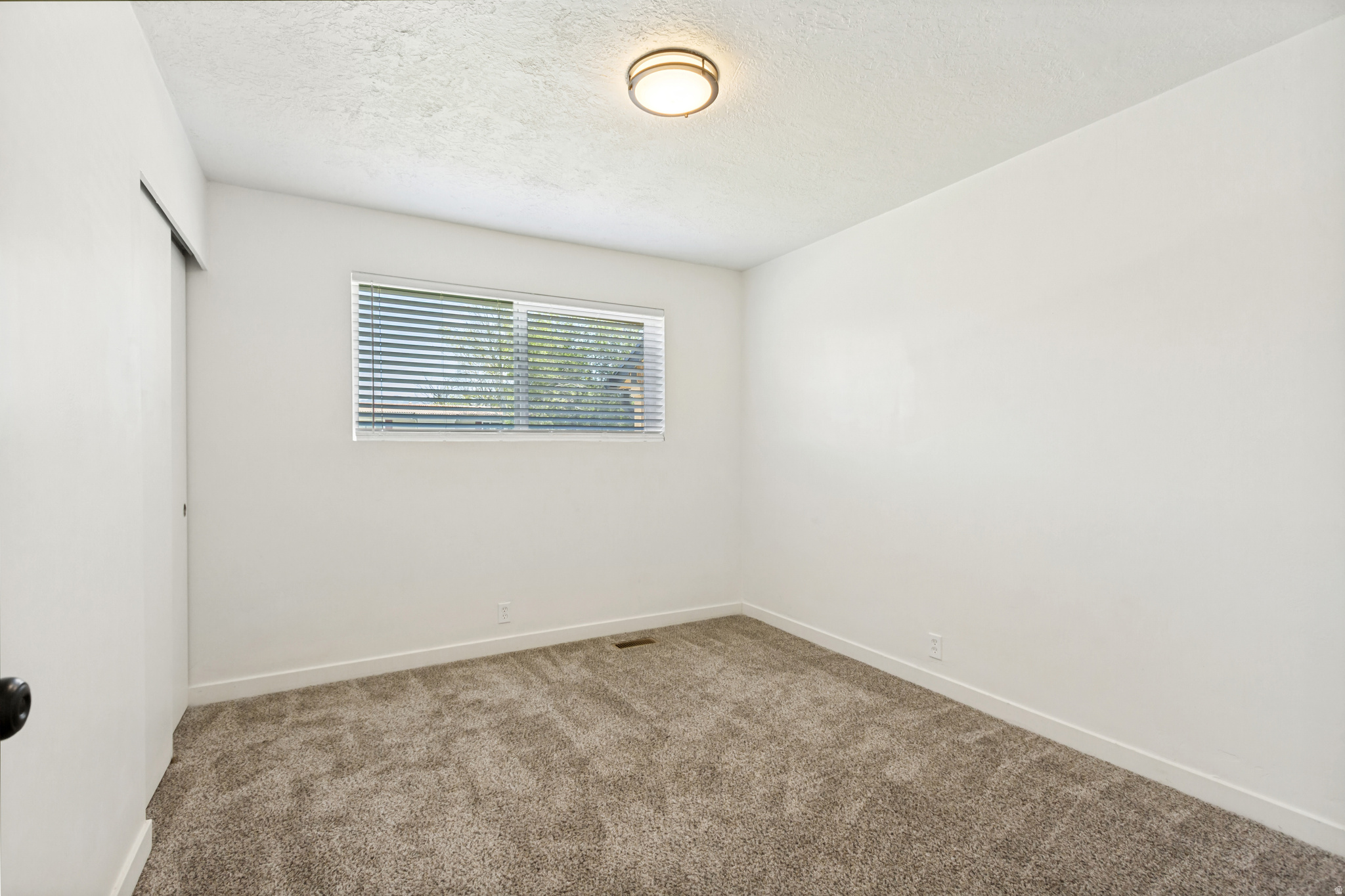 MEADOW HEIGHTS #11 - Residential