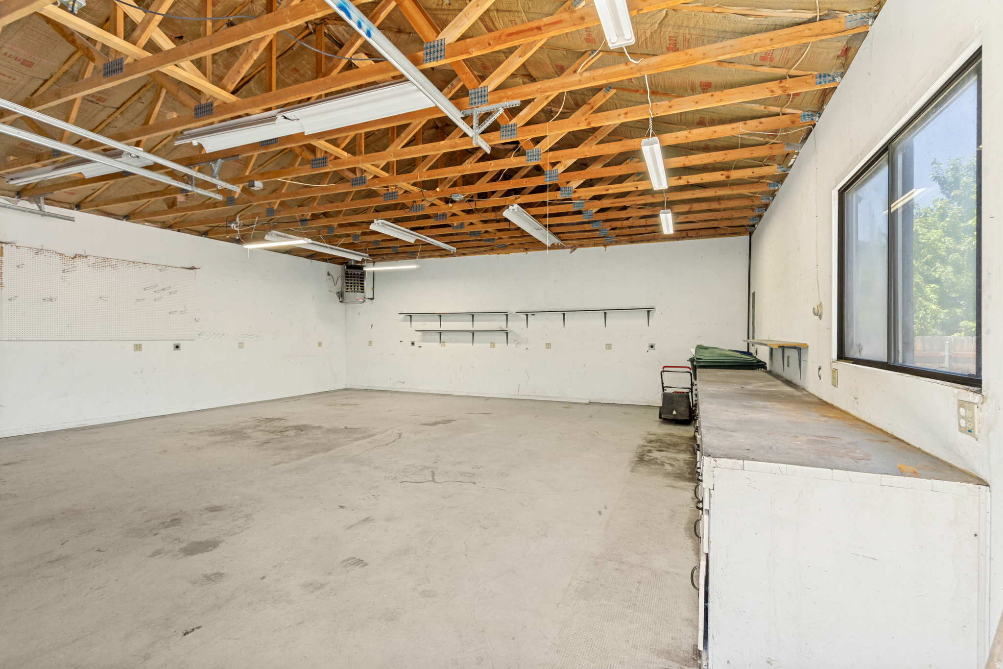 MEADOW HEIGHTS #11 - Residential
