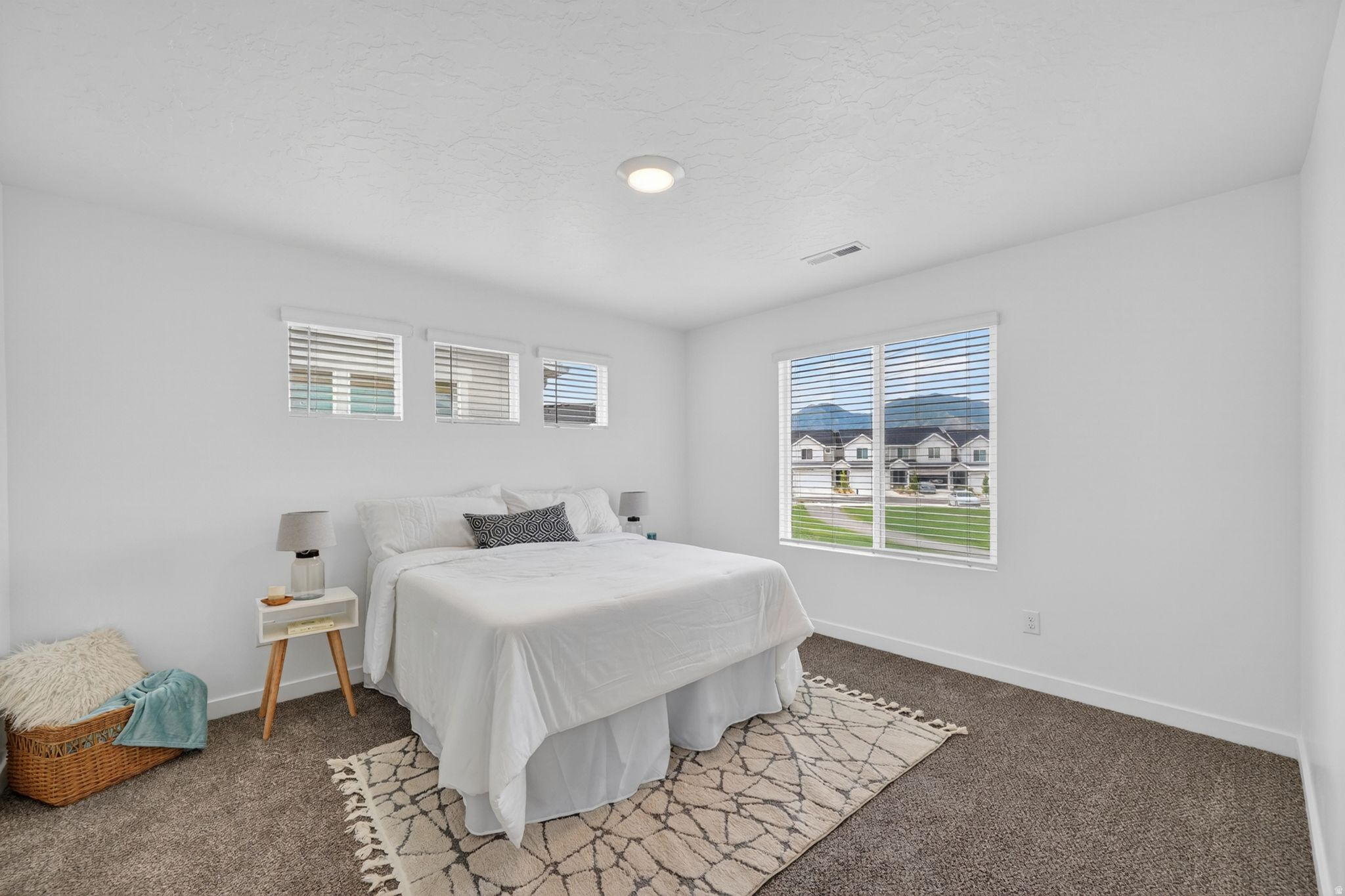 QUIET VALLEY - Residential