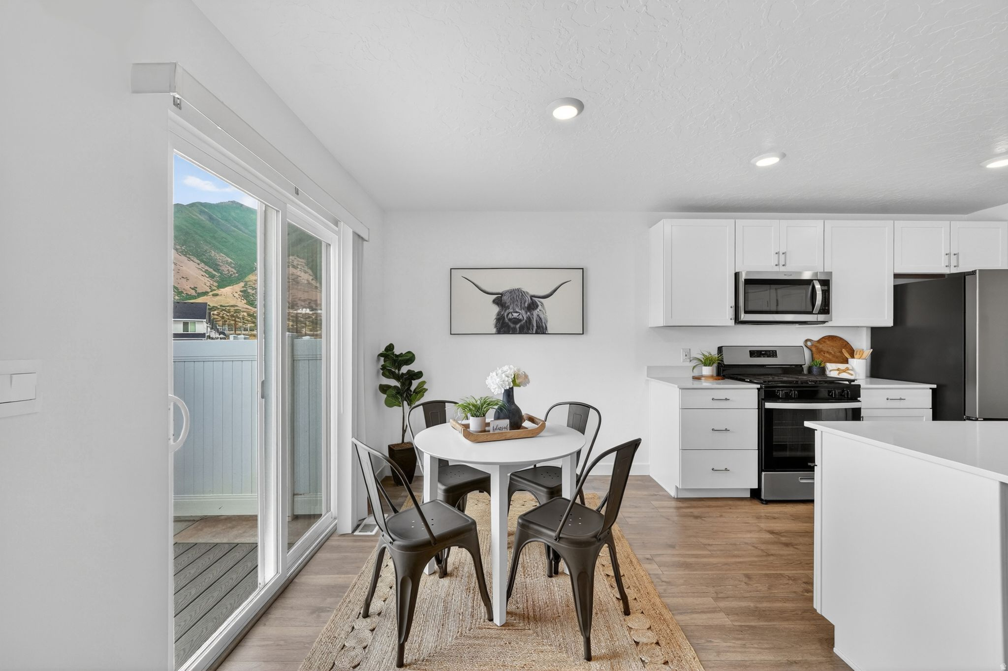 QUIET VALLEY - Residential