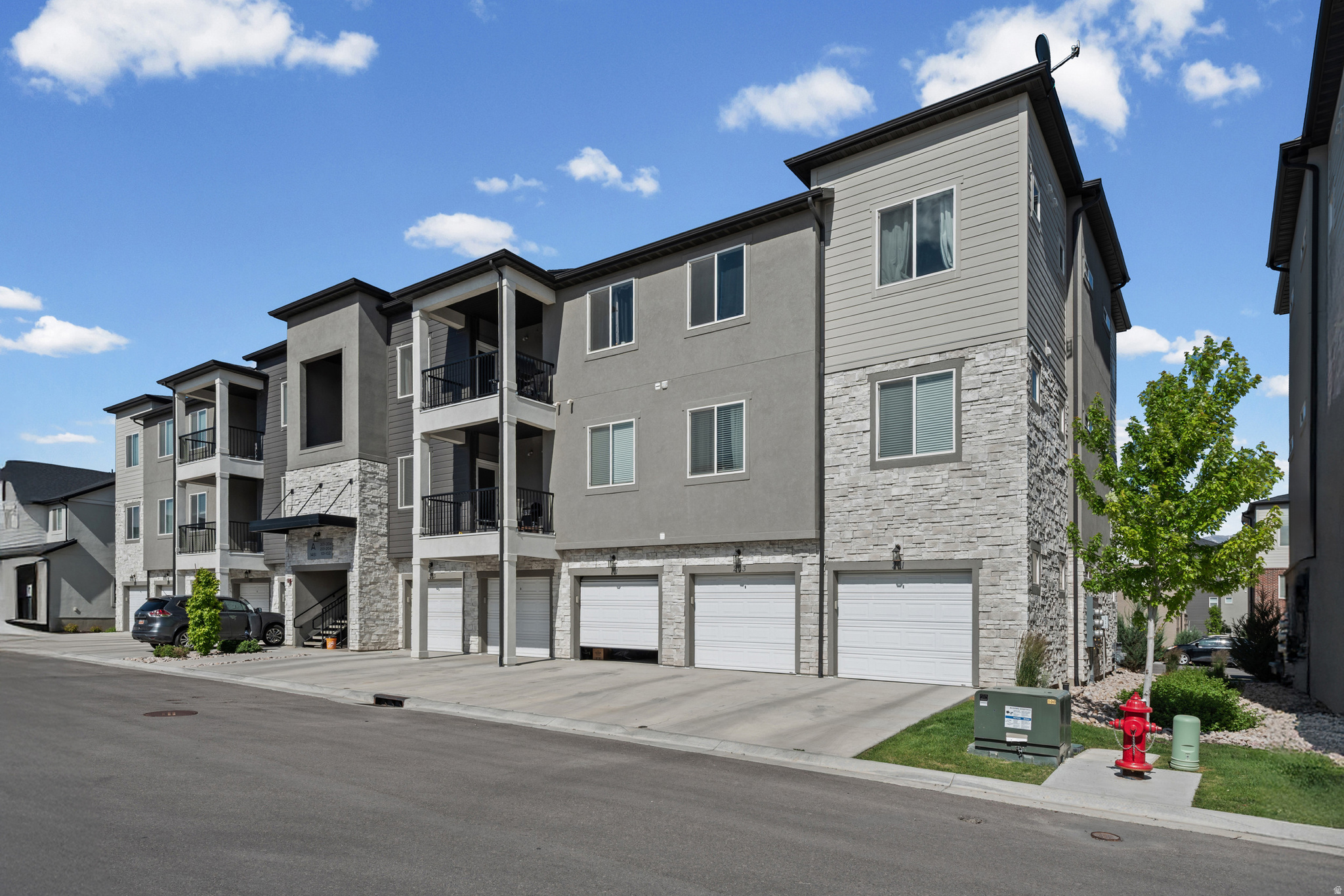 GARDNER POINT - Residential