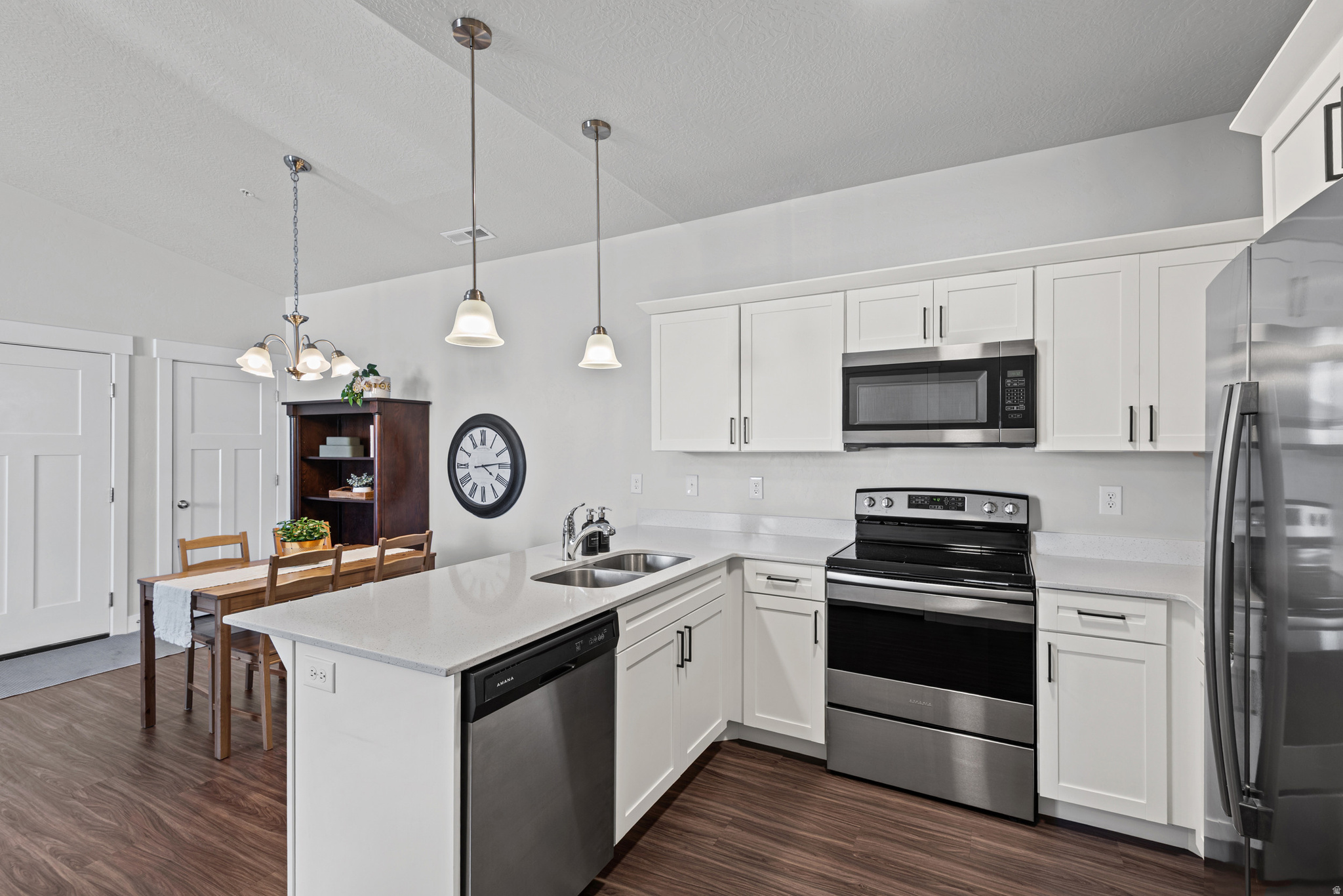 GARDNER POINT - Residential