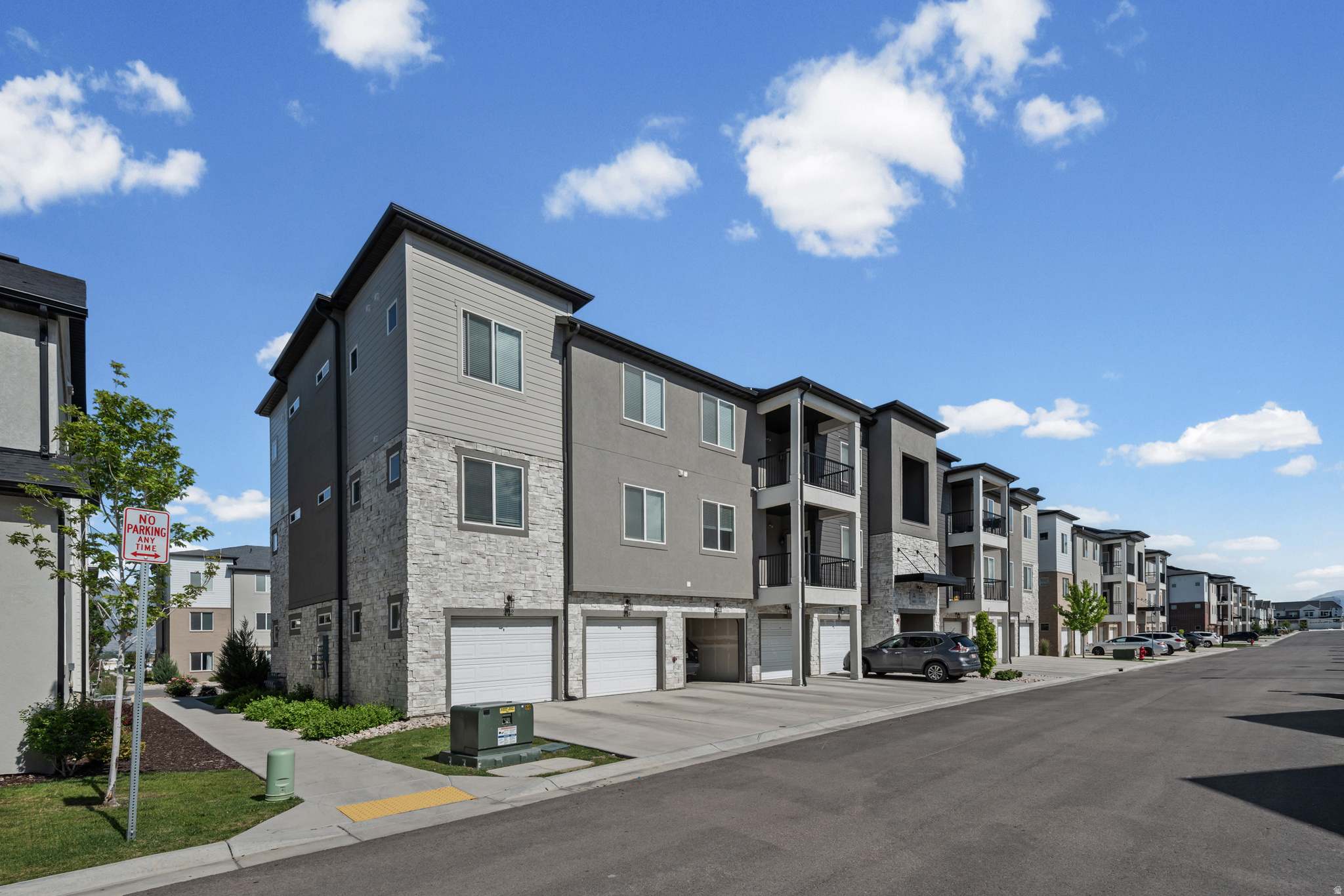 GARDNER POINT - Residential