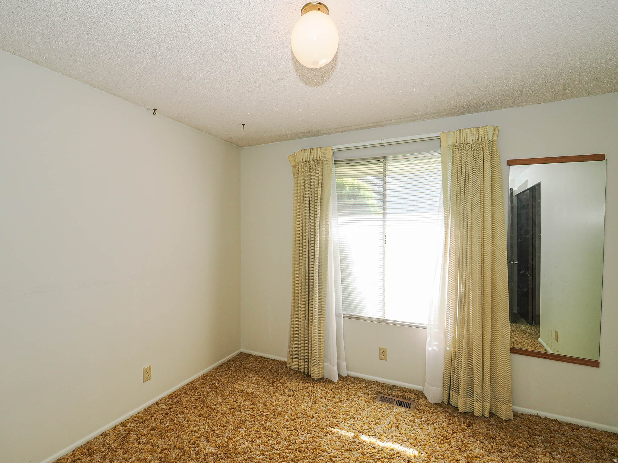 MEADOWS - Residential
