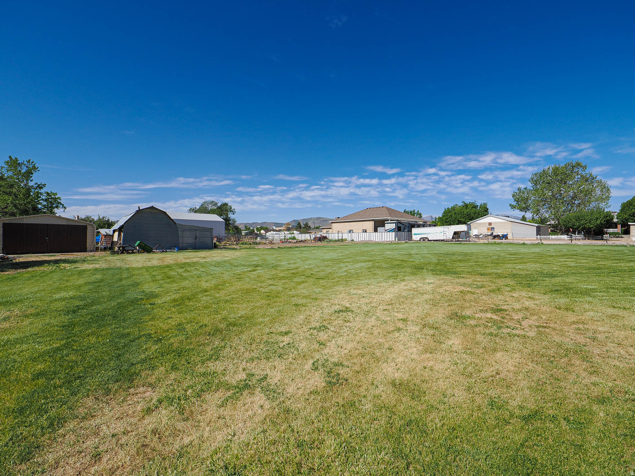 MEADOWS - Residential
