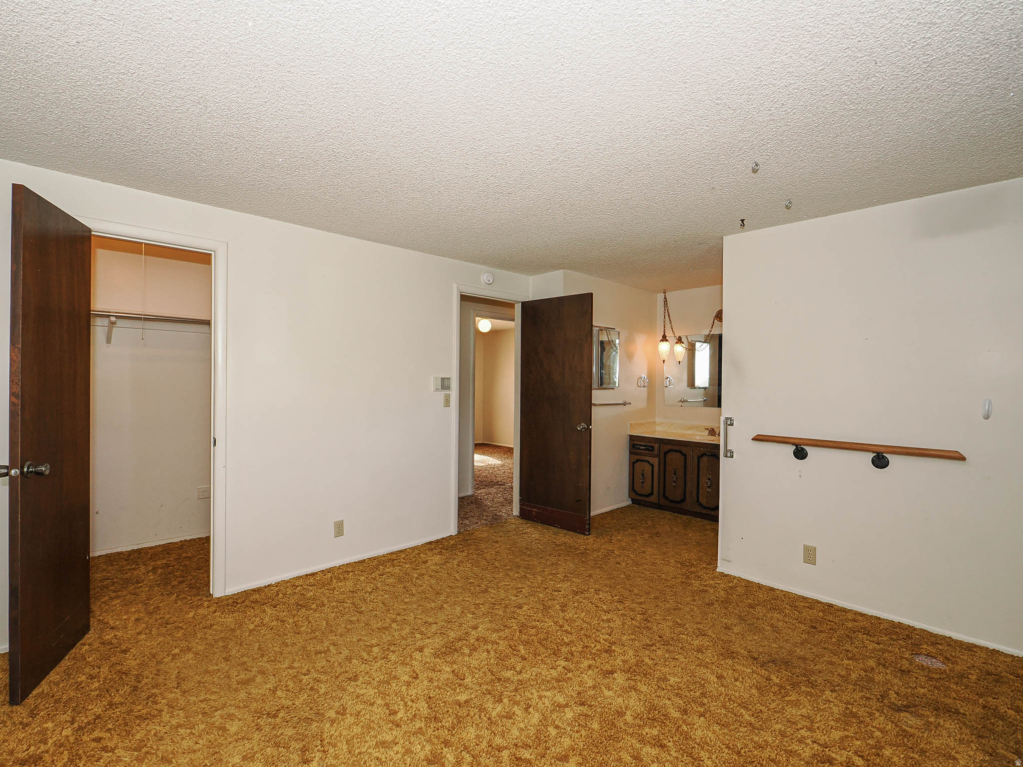 MEADOWS - Residential