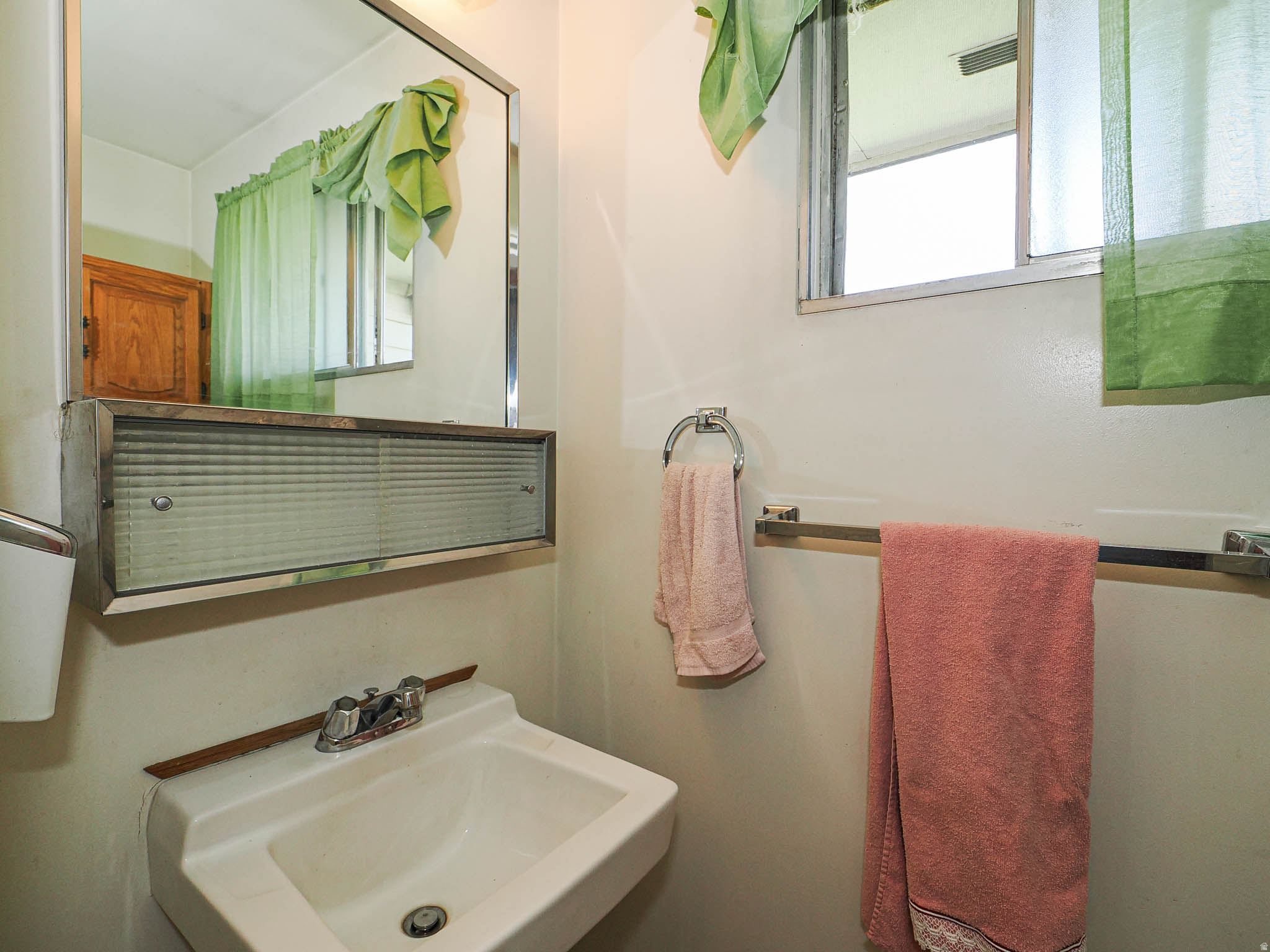 MEADOWS - Residential