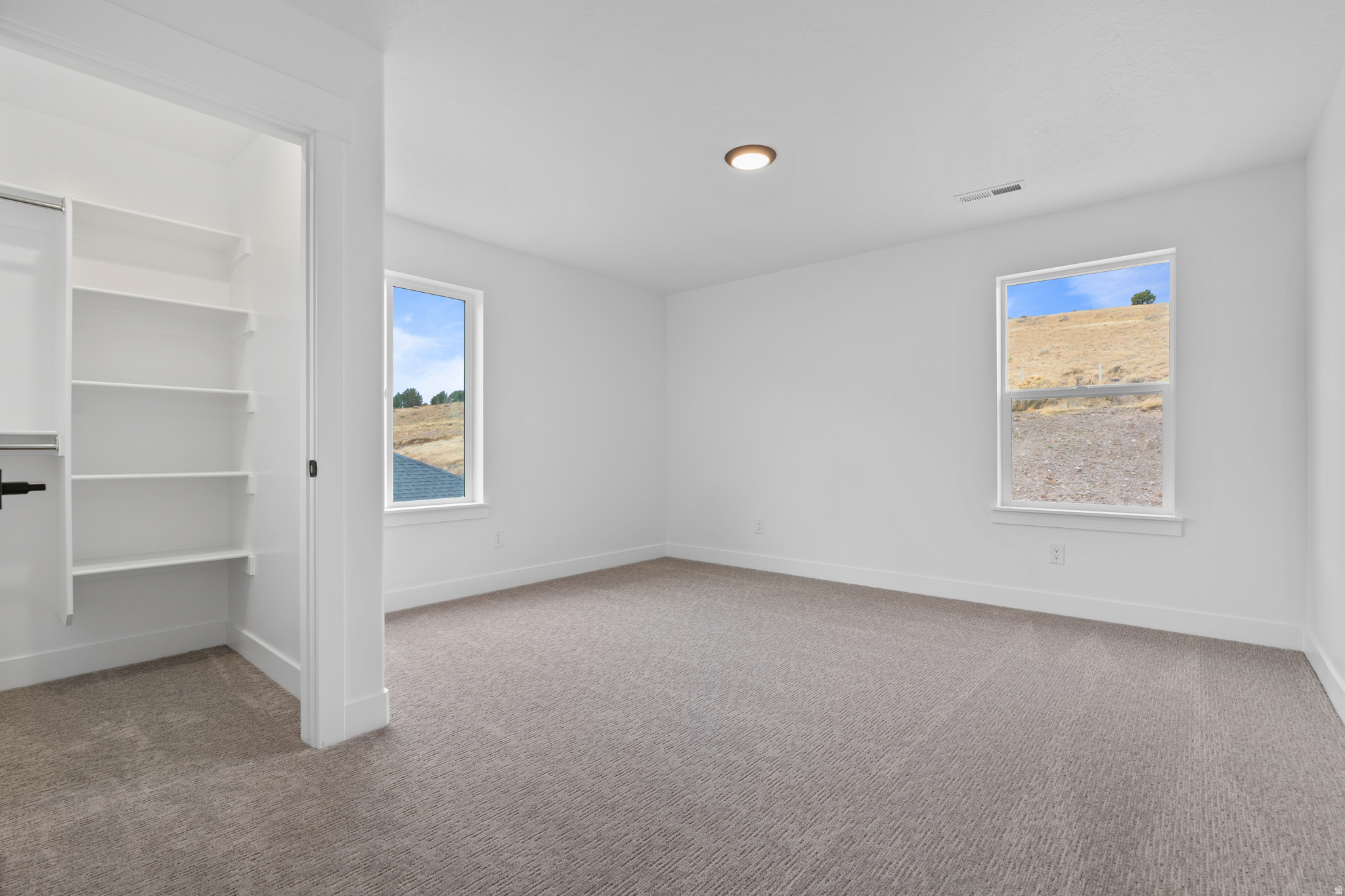 VISTAS AT SUMMIT RDG - Residential