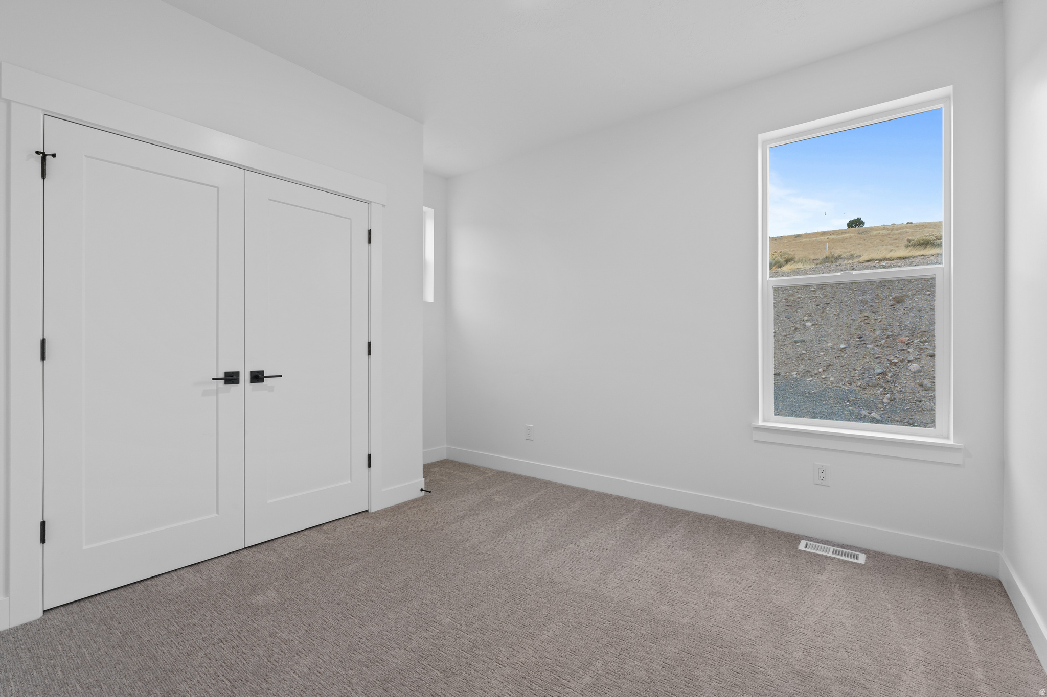 VISTAS AT SUMMIT RDG - Residential