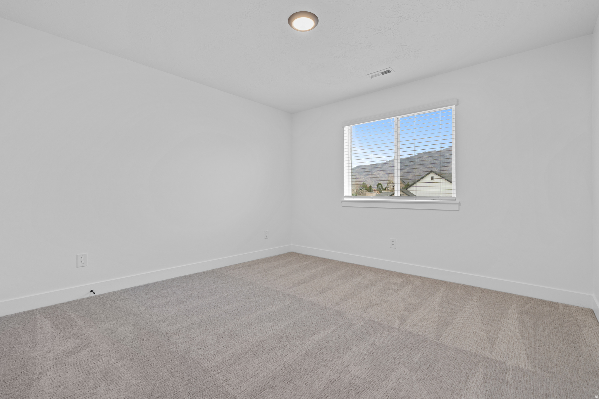VISTAS AT SUMMIT RDG - Residential