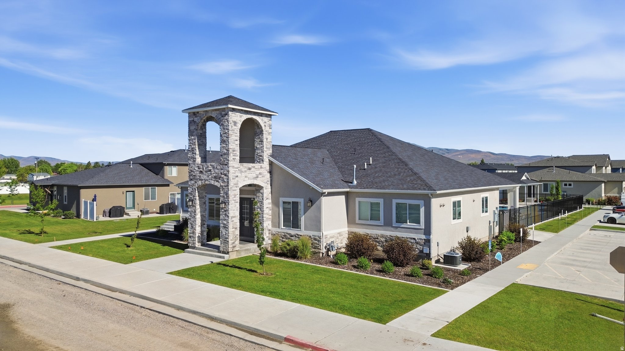 ASPEN RIDGES - Residential