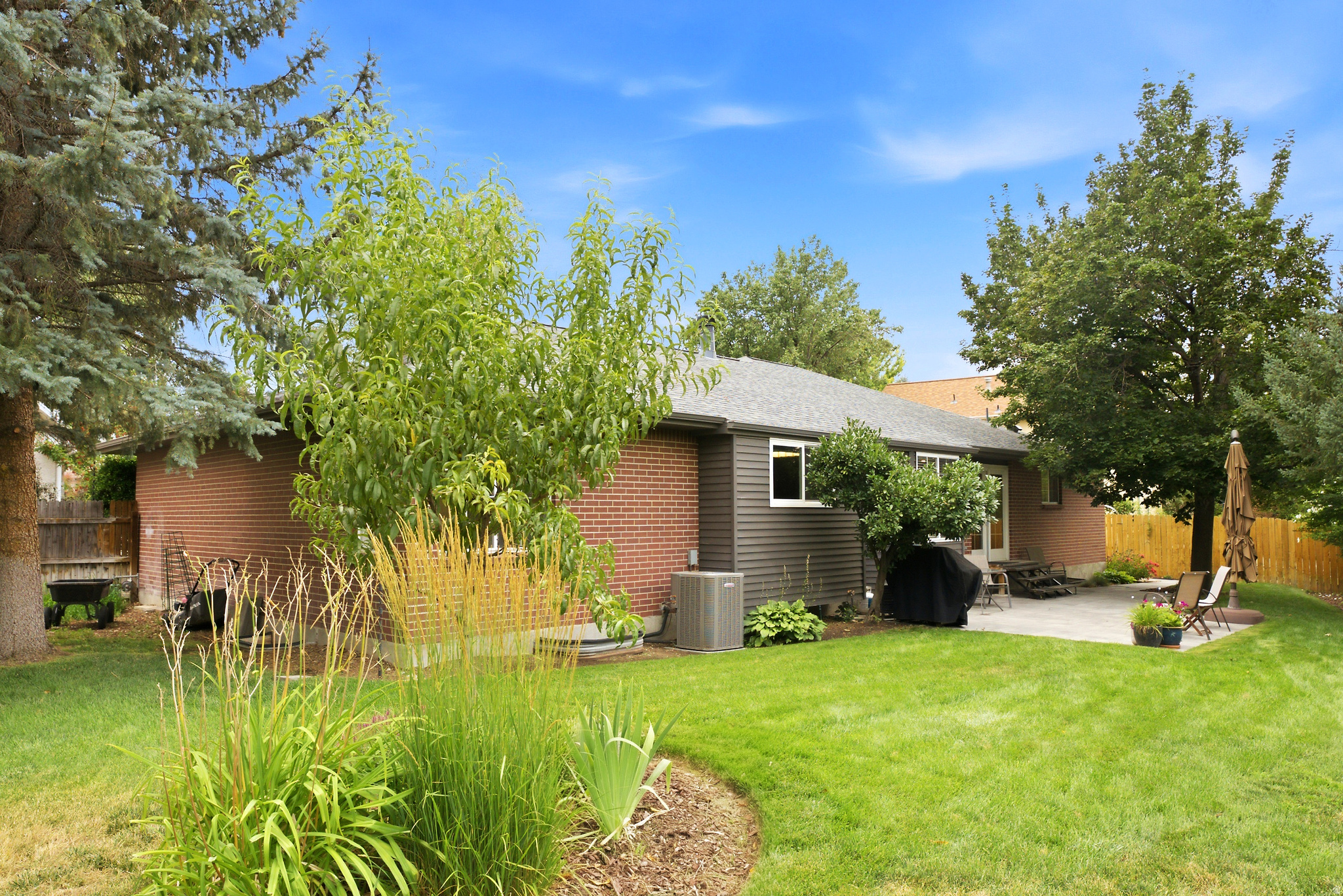 ALTA CANYON - Residential