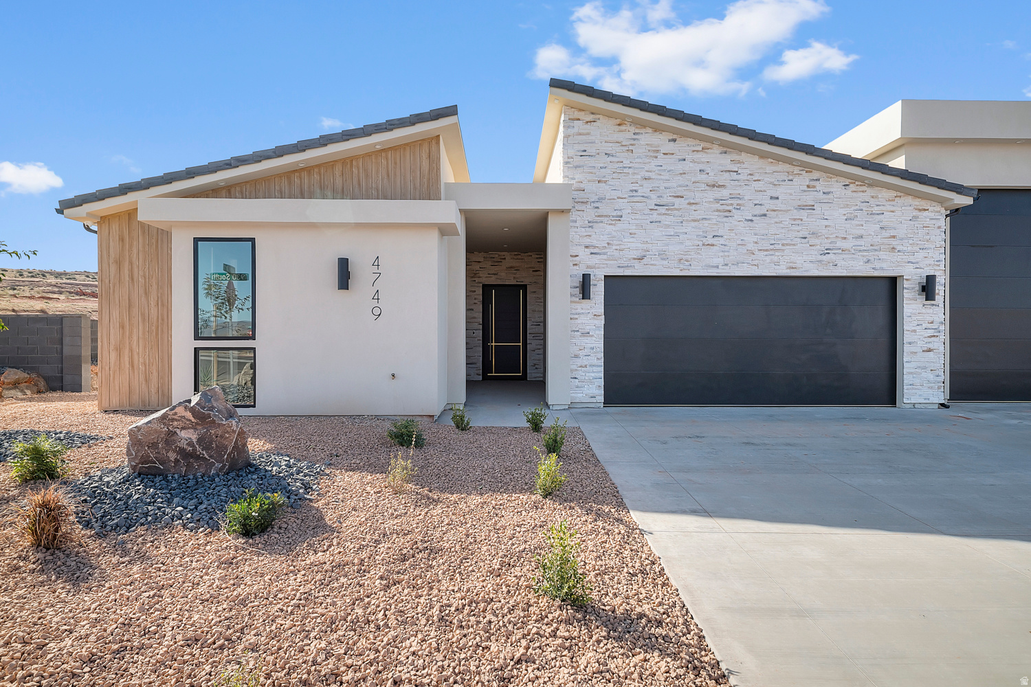 SAND HOLLOW VILLAGE - Residential
