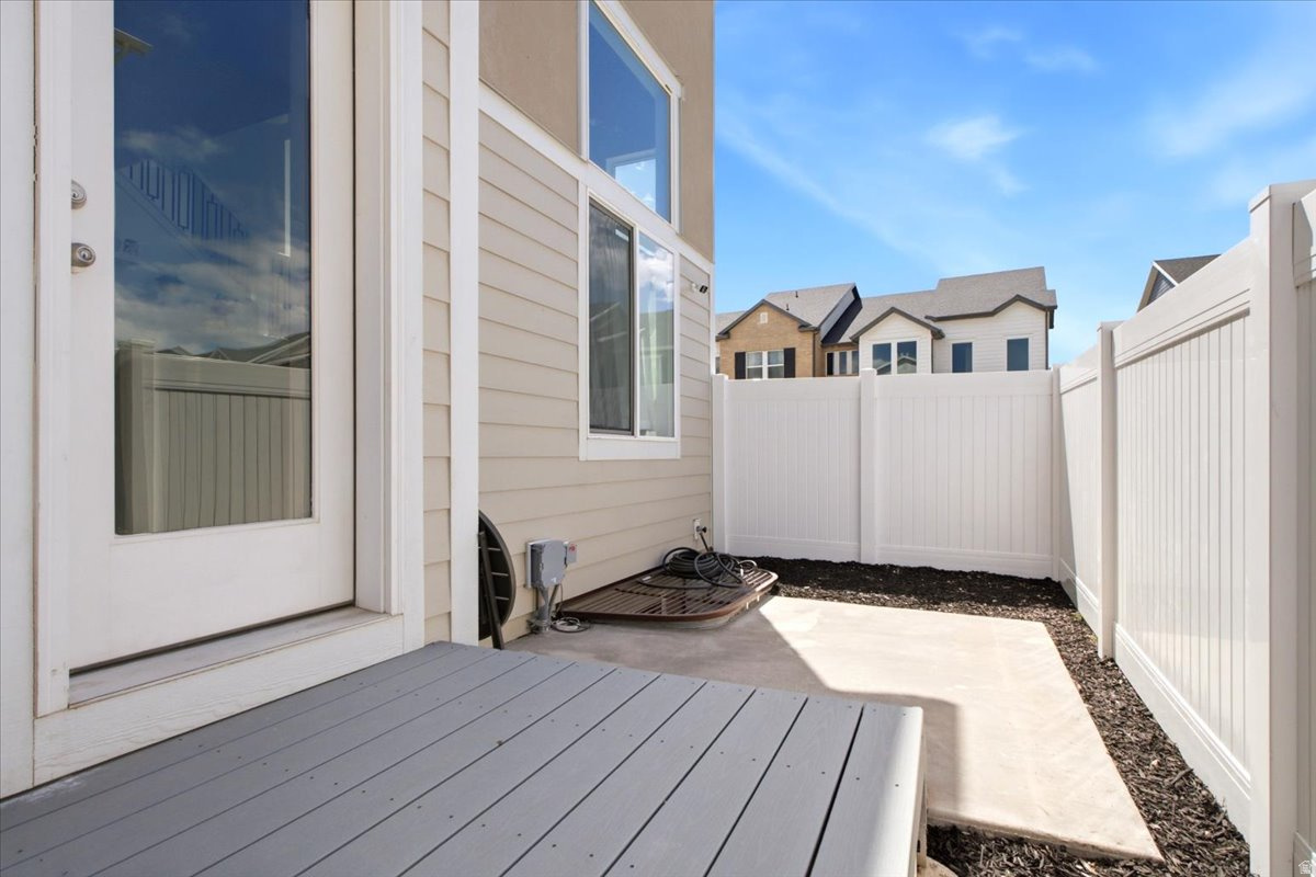 RIDGEHORNE - Residential