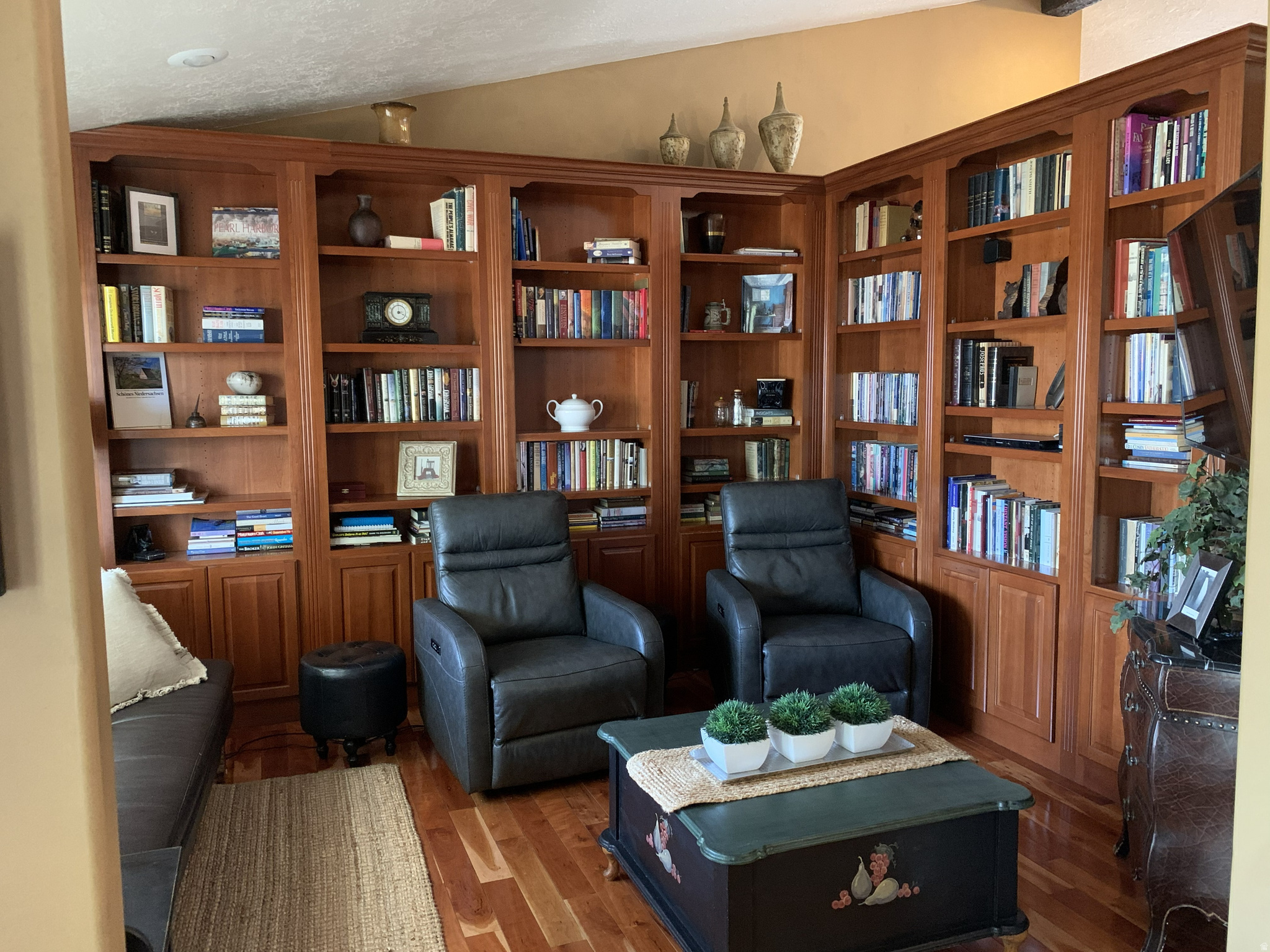 YOUNG PROPERTY - Residential