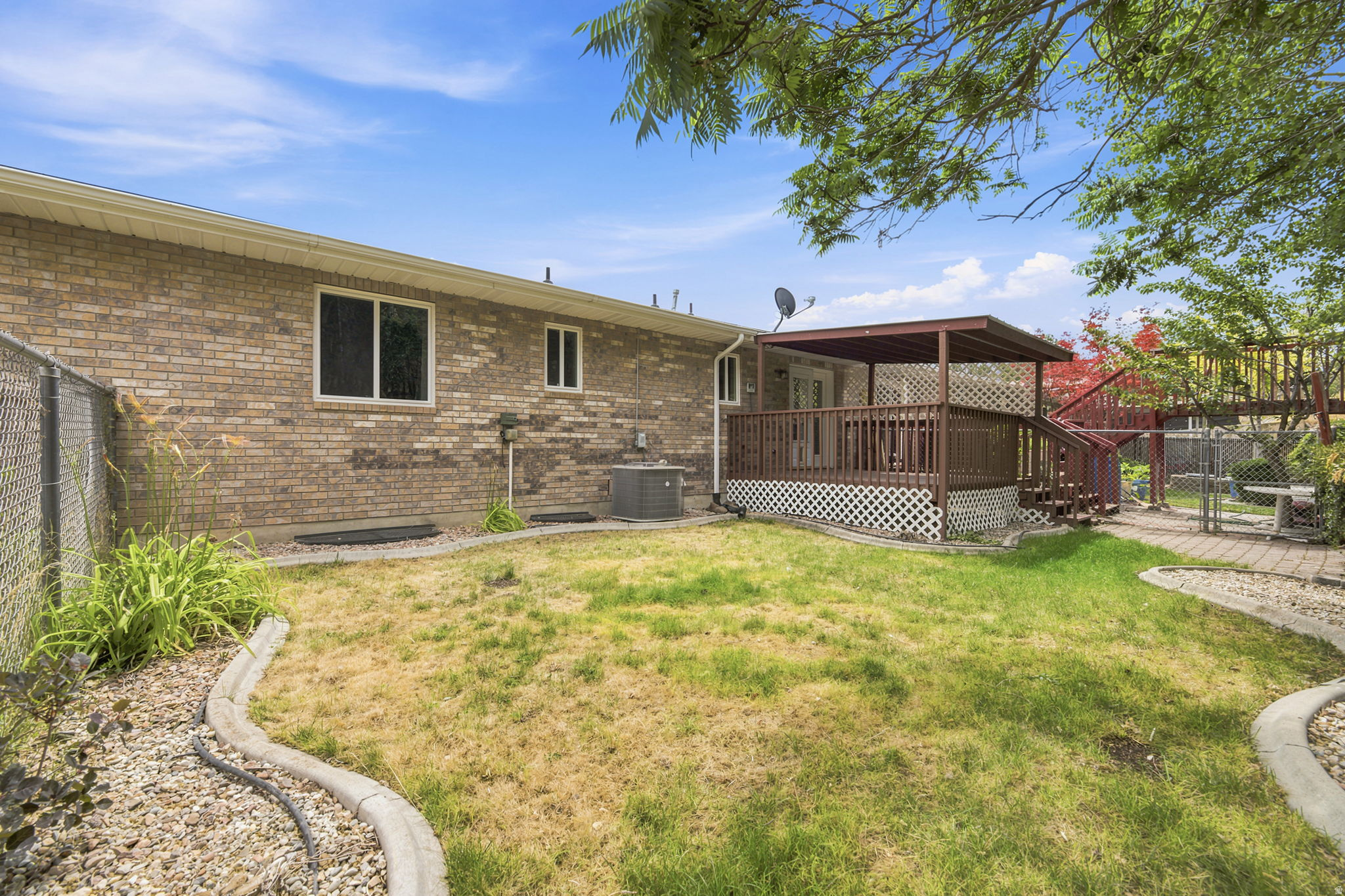 ROBIN VIEW - Residential