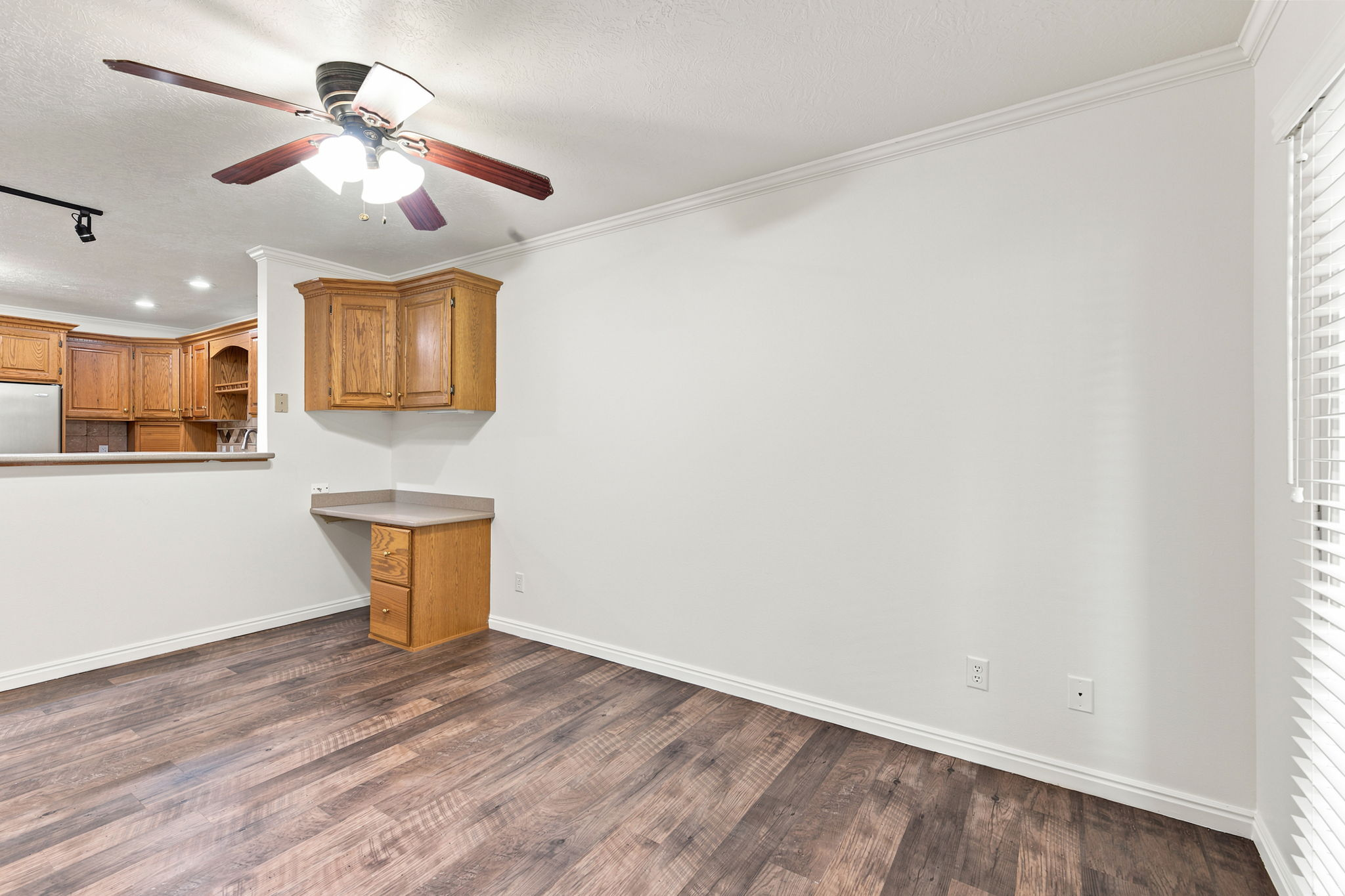 ROBIN VIEW - Residential