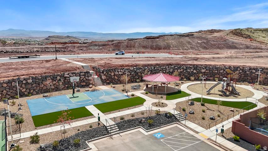 DESERT RIDGE ESTATES - Residential
