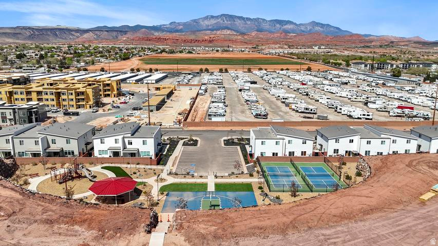 DESERT RIDGE ESTATES - Residential