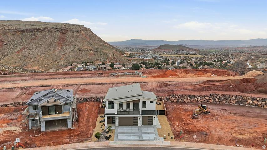 DESERT RIDGE ESTATES - Residential