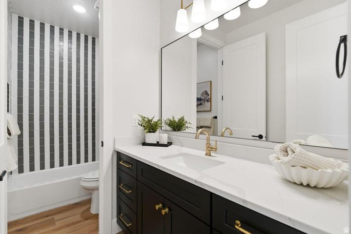 DESERT RIDGE ESTATES - Residential
