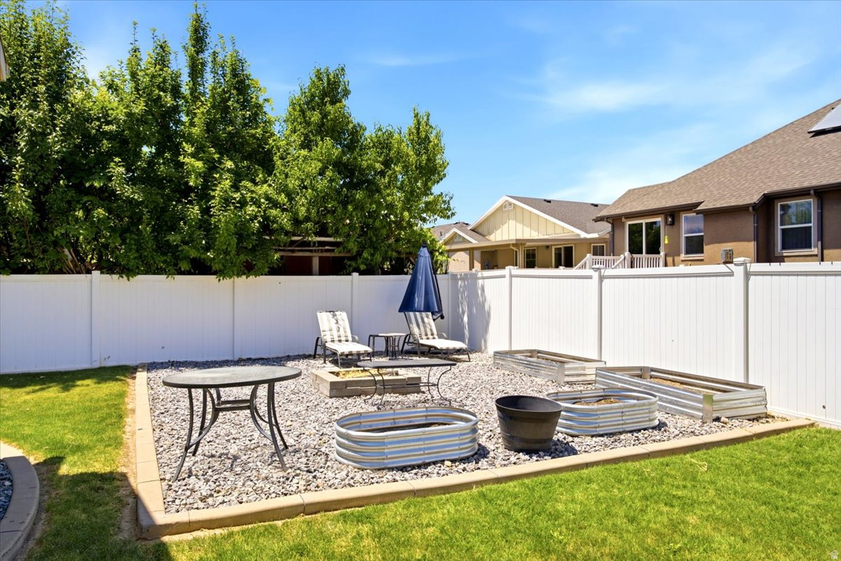 CHELEMES FARMS - Residential