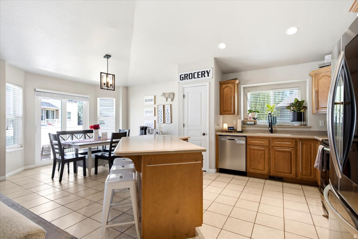 CHELEMES FARMS - Residential