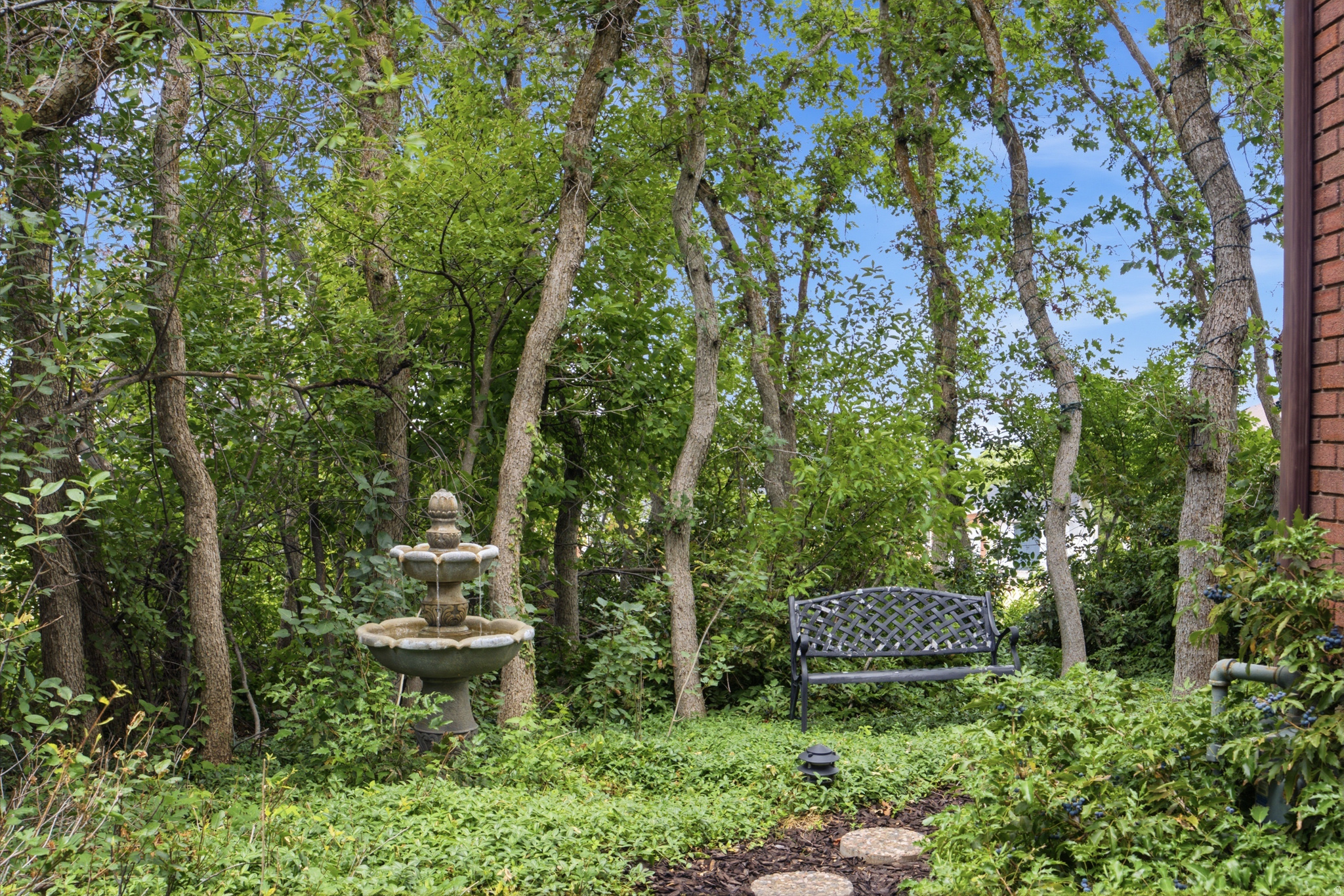 CHELSEA COVE - Residential