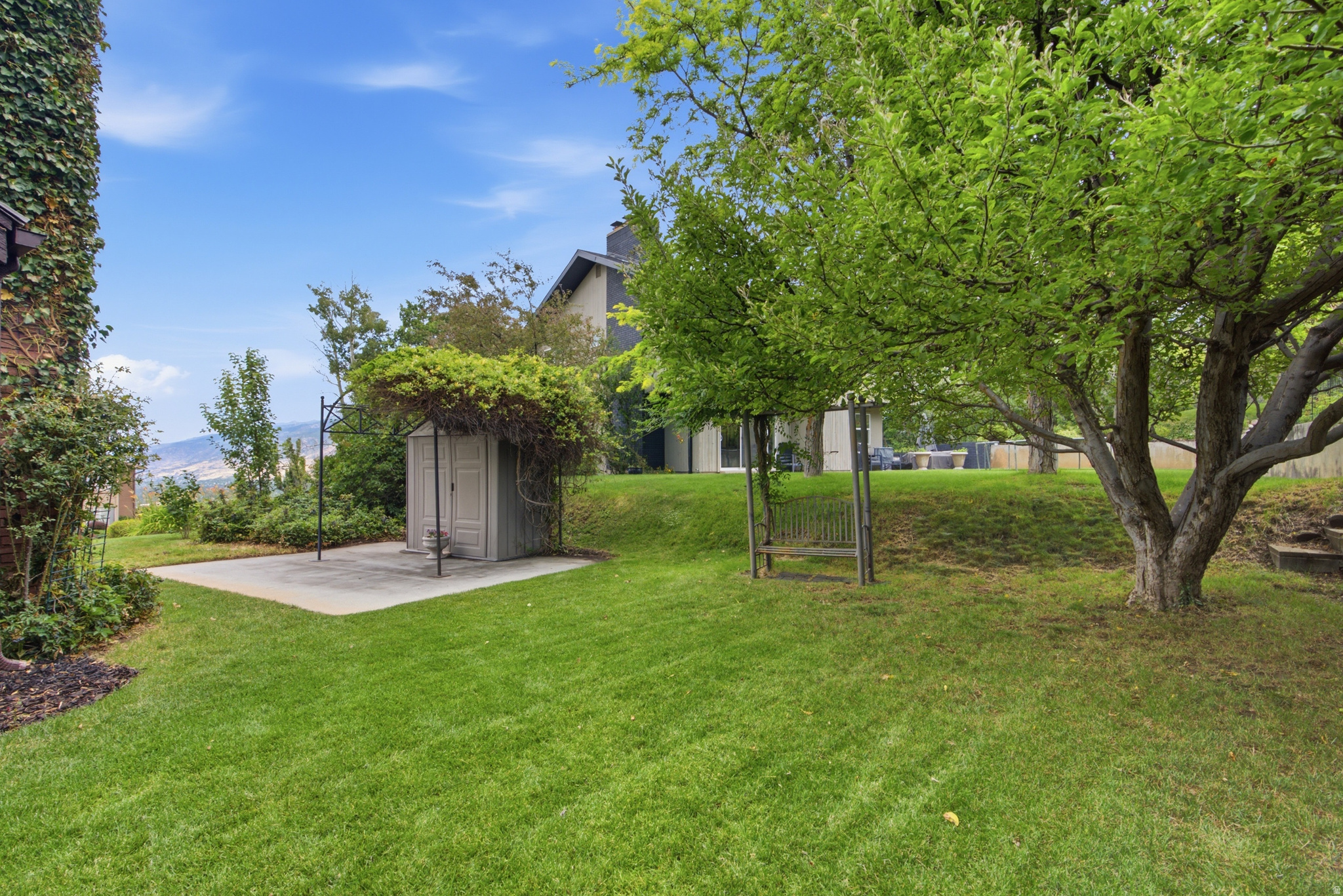 CHELSEA COVE - Residential