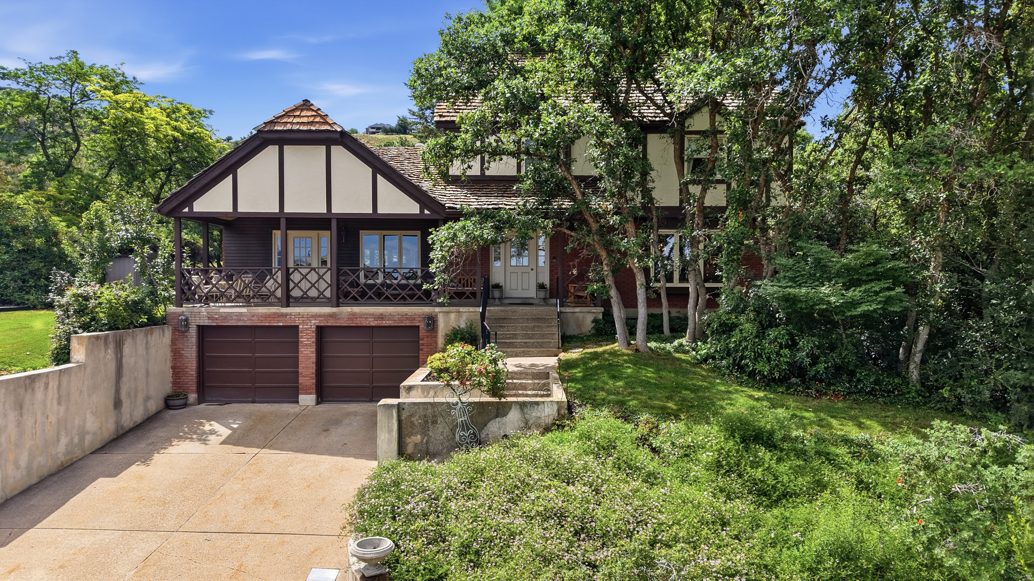 CHELSEA COVE - Residential