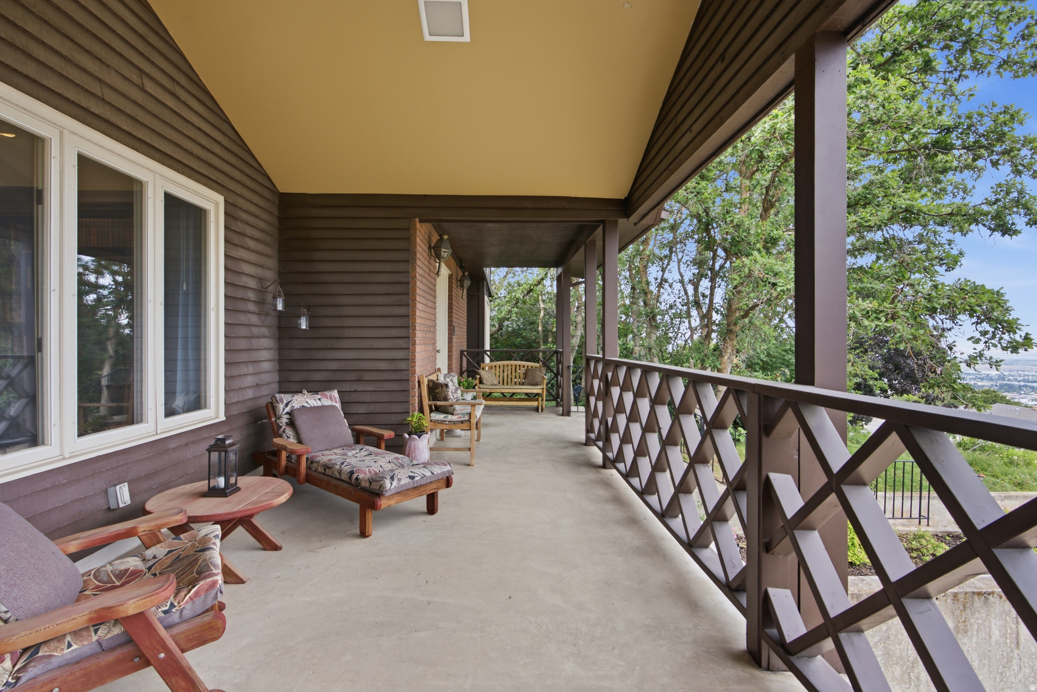 CHELSEA COVE - Residential