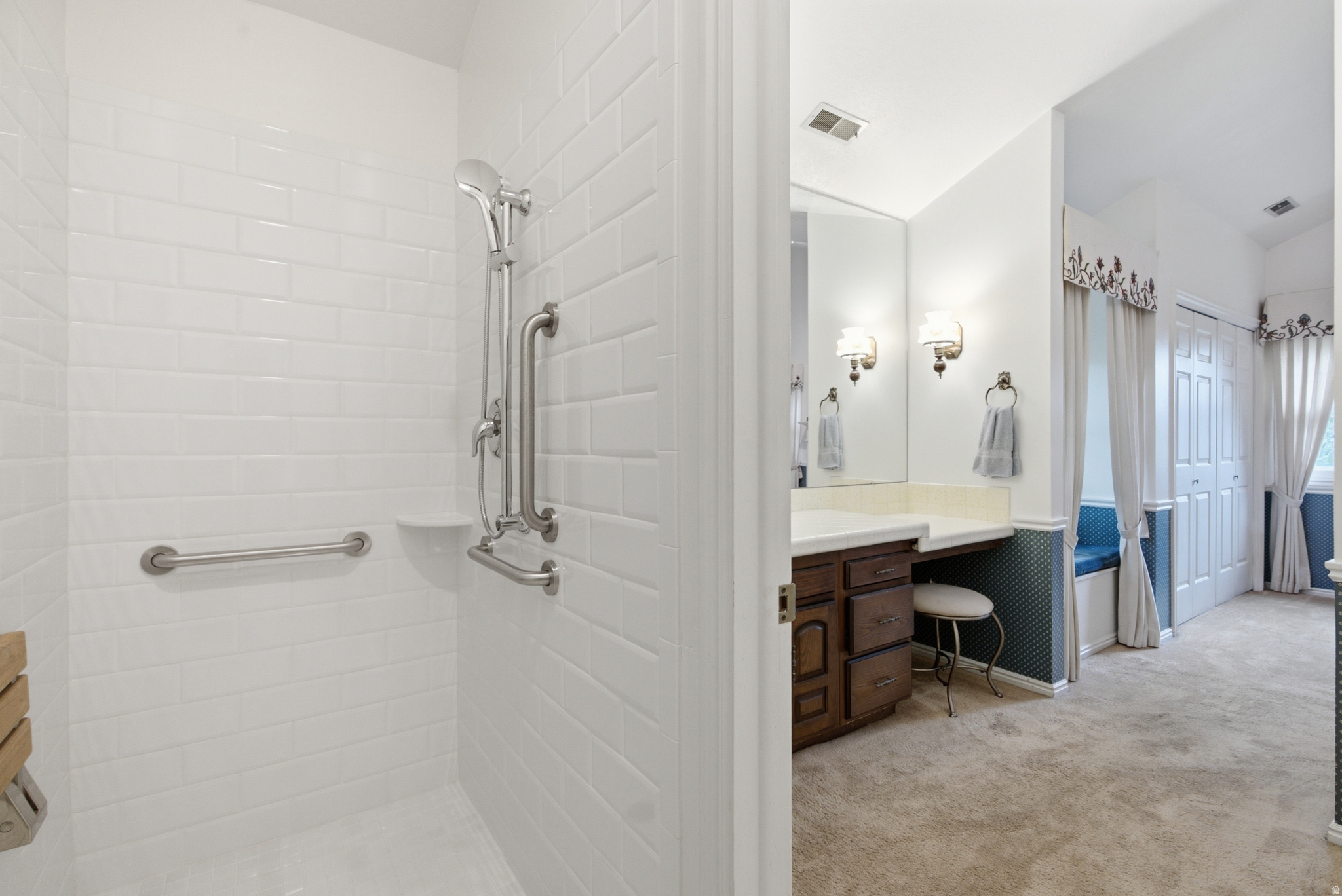 CHELSEA COVE - Residential