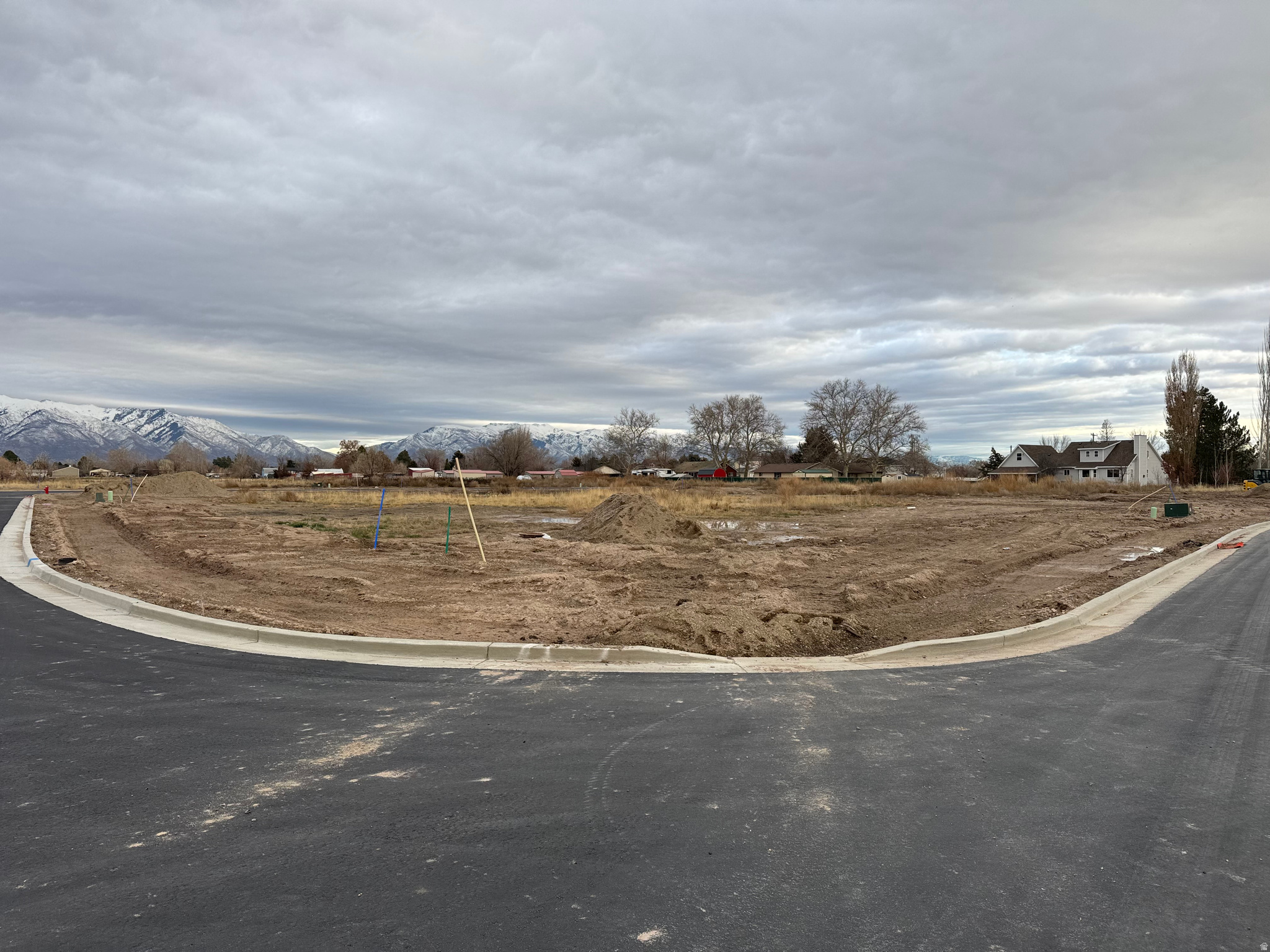 WEST VIEW - Land
