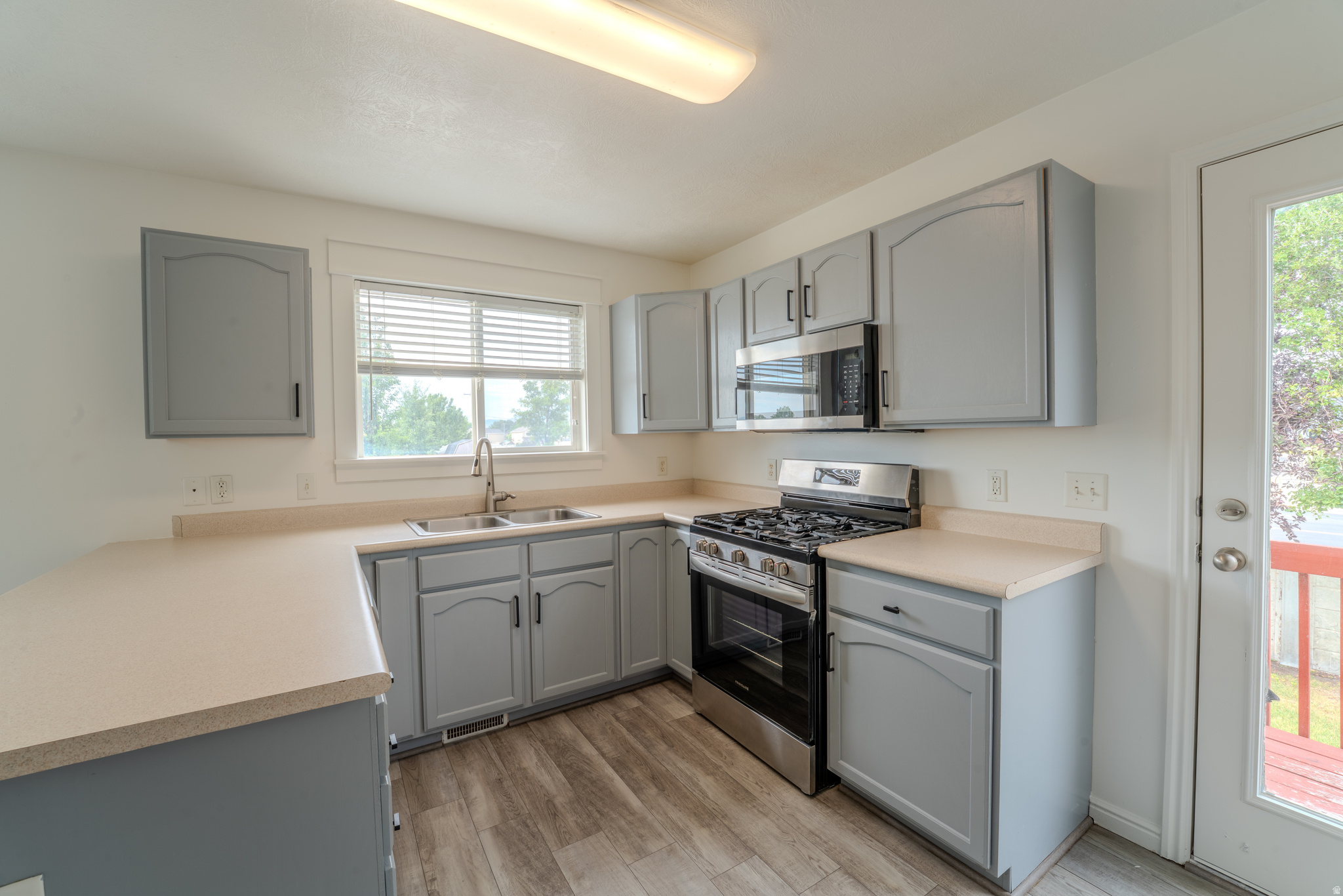 RIDGE - Residential