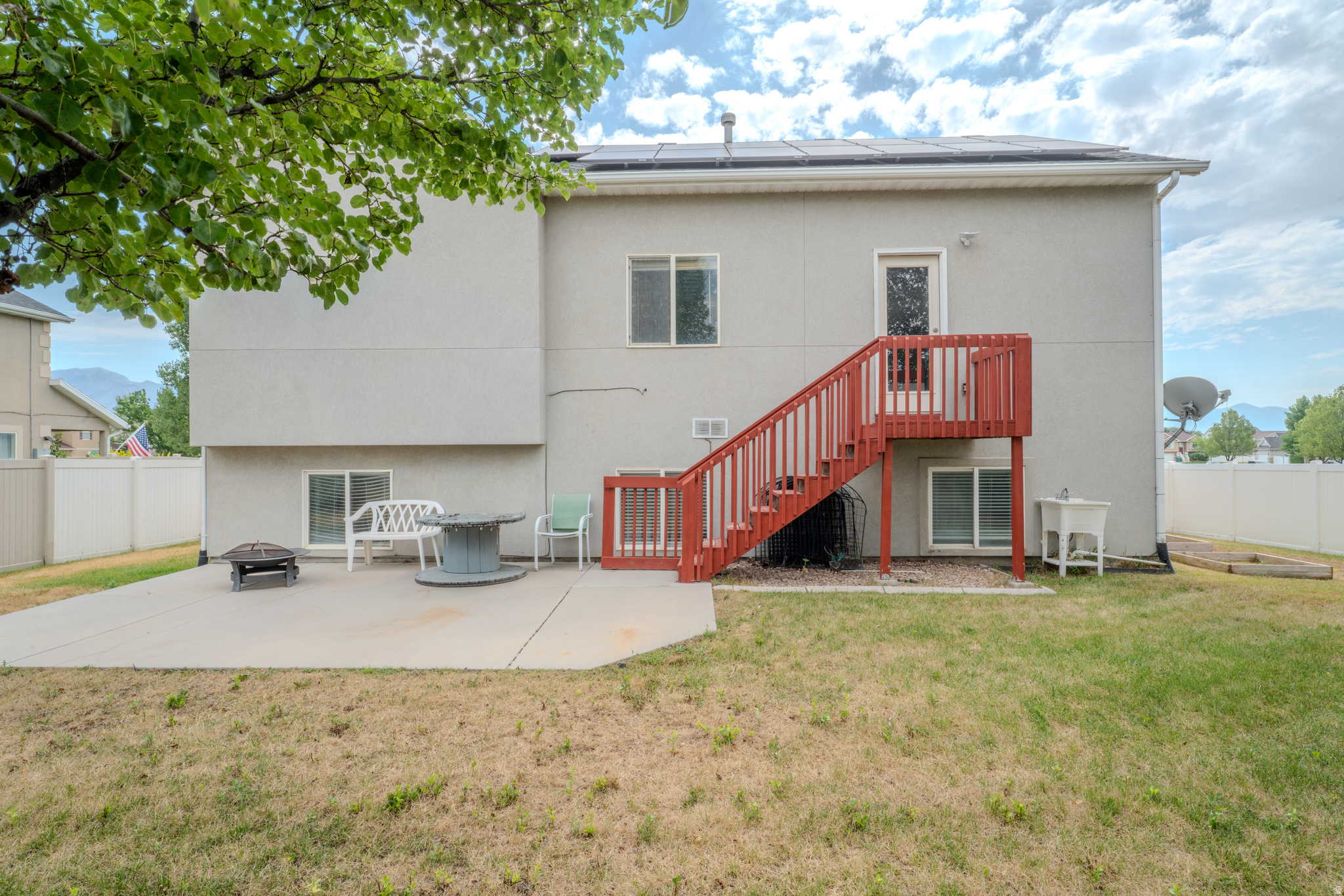 RIDGE - Residential